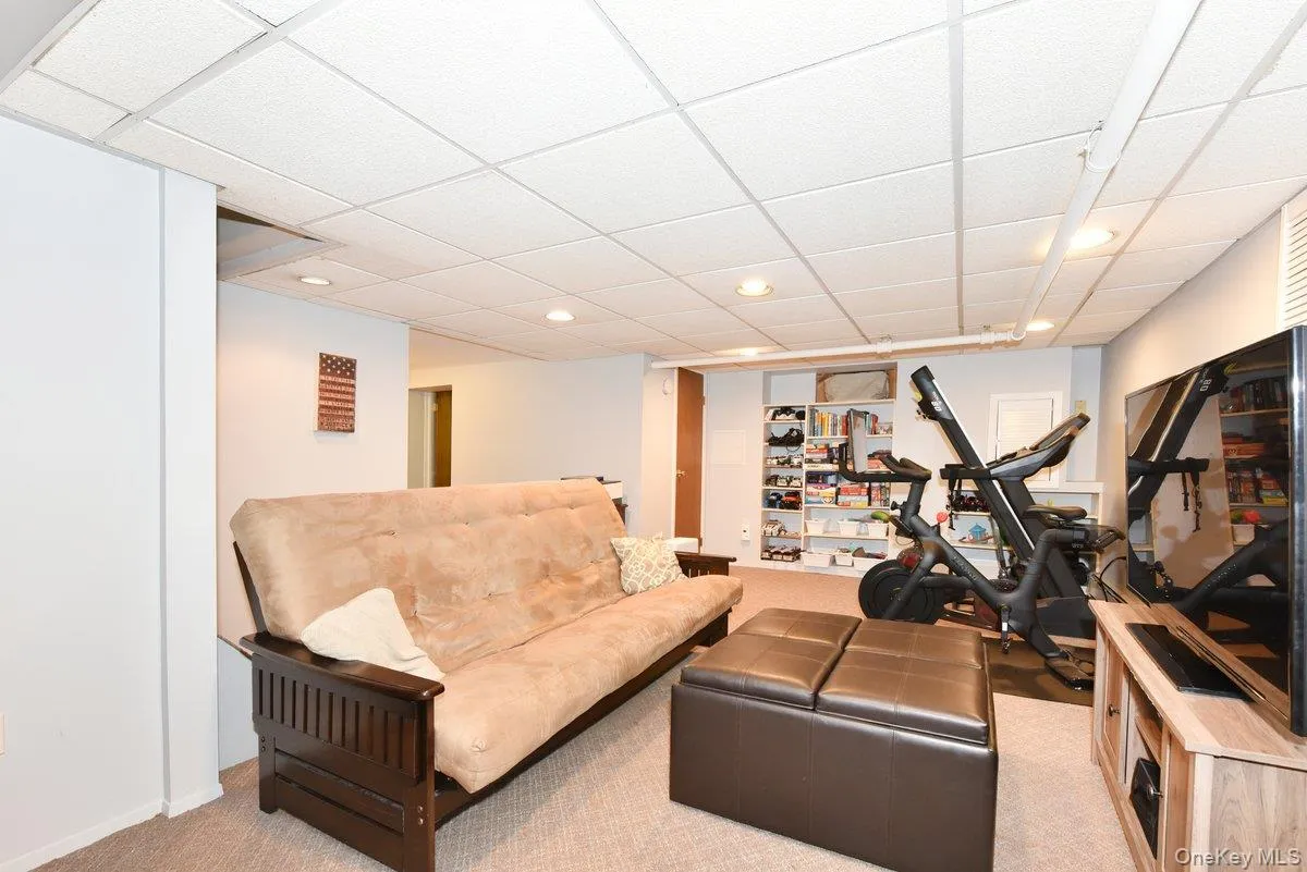 112 Cambridge Avenue, Hempstead, NY, 3 Bedrooms Bedrooms, 7 Rooms Rooms,2 BathroomsBathrooms,Residential,For Rent,Cambridge,0,1019971 112 Cambridge Avenue, Hempstead, NY, 3 Bedrooms Bedrooms, 7 Rooms Rooms,2 BathroomsBathrooms,Residential,For Rent,Cambridge,0,1019971