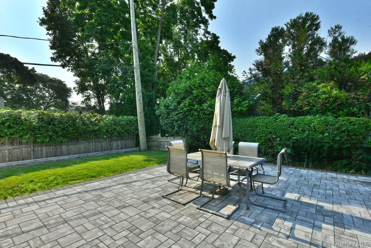 112 Cambridge Avenue, Hempstead, NY, 3 Bedrooms Bedrooms, 7 Rooms Rooms,2 BathroomsBathrooms,Residential,For Rent,Cambridge,0,1019971 112 Cambridge Avenue, Hempstead, NY, 3 Bedrooms Bedrooms, 7 Rooms Rooms,2 BathroomsBathrooms,Residential,For Rent,Cambridge,0,1019971