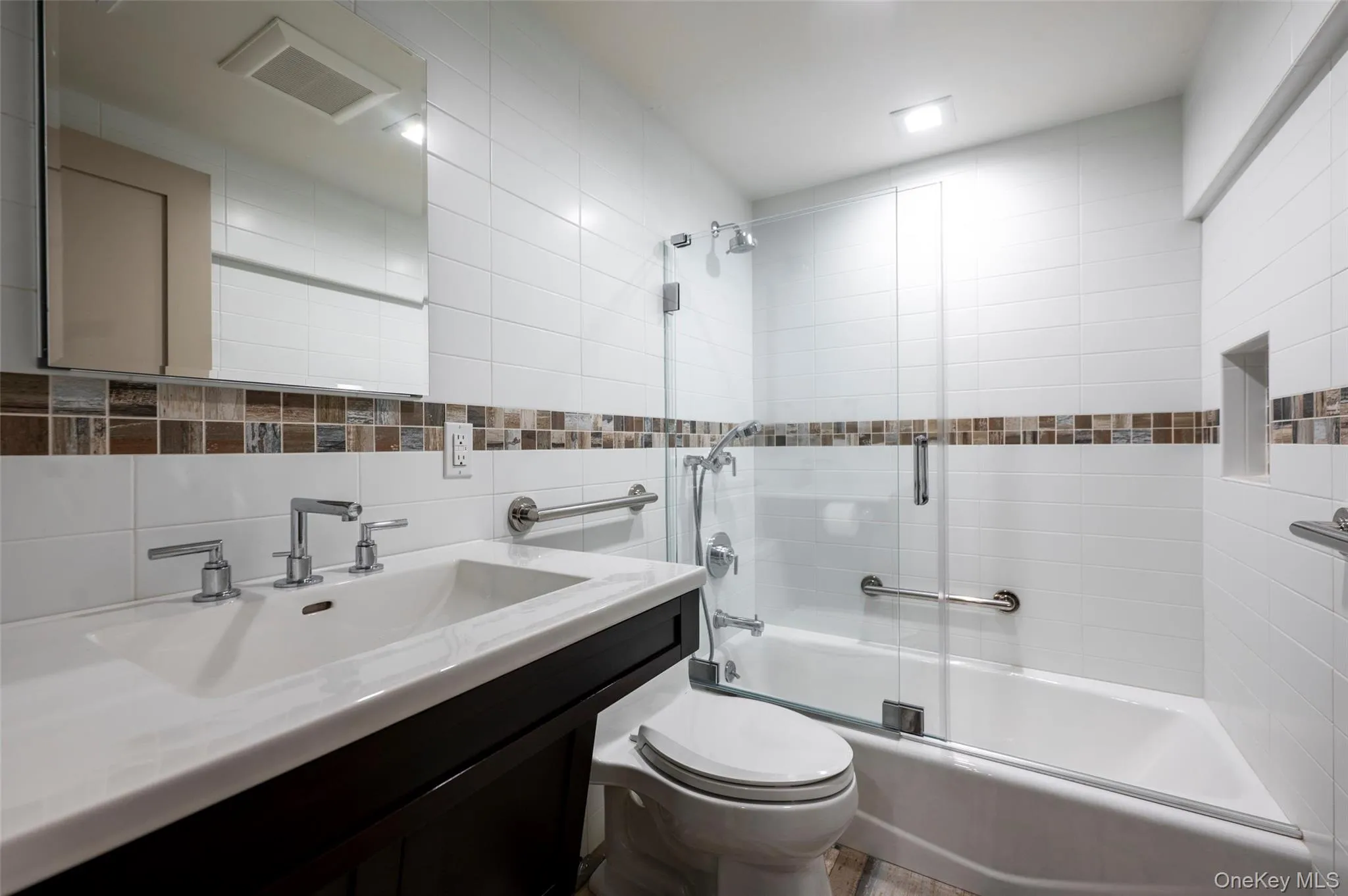 47 Penn Street, Long Beach, NY, 2 Bedroom Bedrooms, 4 Room Rooms,2 BathroomBathrooms,Residential Lease,For Rent,Penn,0,1019978 47 Penn Street, Long Beach, NY, 2 Bedroom Bedrooms, 4 Room Rooms,2 BathroomBathrooms,Residential Lease,For Rent,Penn,0,1019978