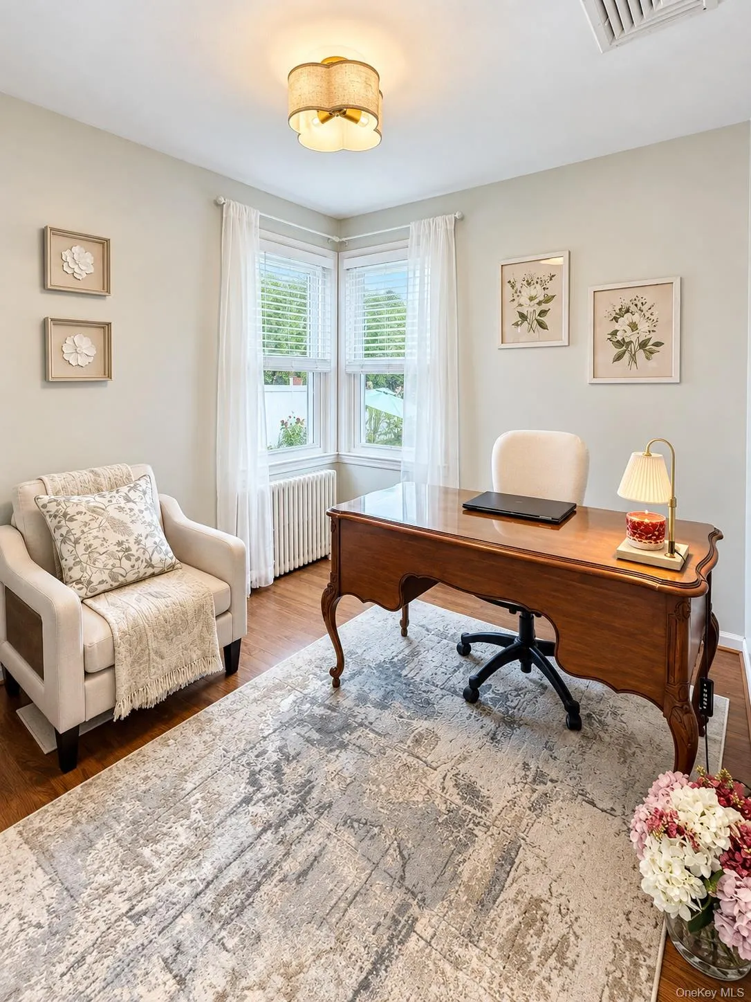 Bedroom 2 - 2 Brand New Windows. Perfect for Office too! Bedroom 2 - 2 Brand New Windows. Perfect for Office too!