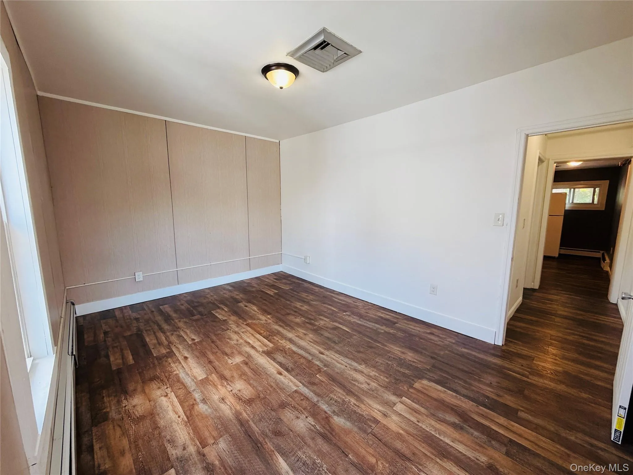 125 Wickham Avenue, Middletown, NY, 2 Bedrooms Bedrooms, 6 Rooms Rooms,1 BathroomBathrooms,Residential Lease,For Rent,Wickham,0,1019987 125 Wickham Avenue, Middletown, NY, 2 Bedrooms Bedrooms, 6 Rooms Rooms,1 BathroomBathrooms,Residential Lease,For Rent,Wickham,0,1019987