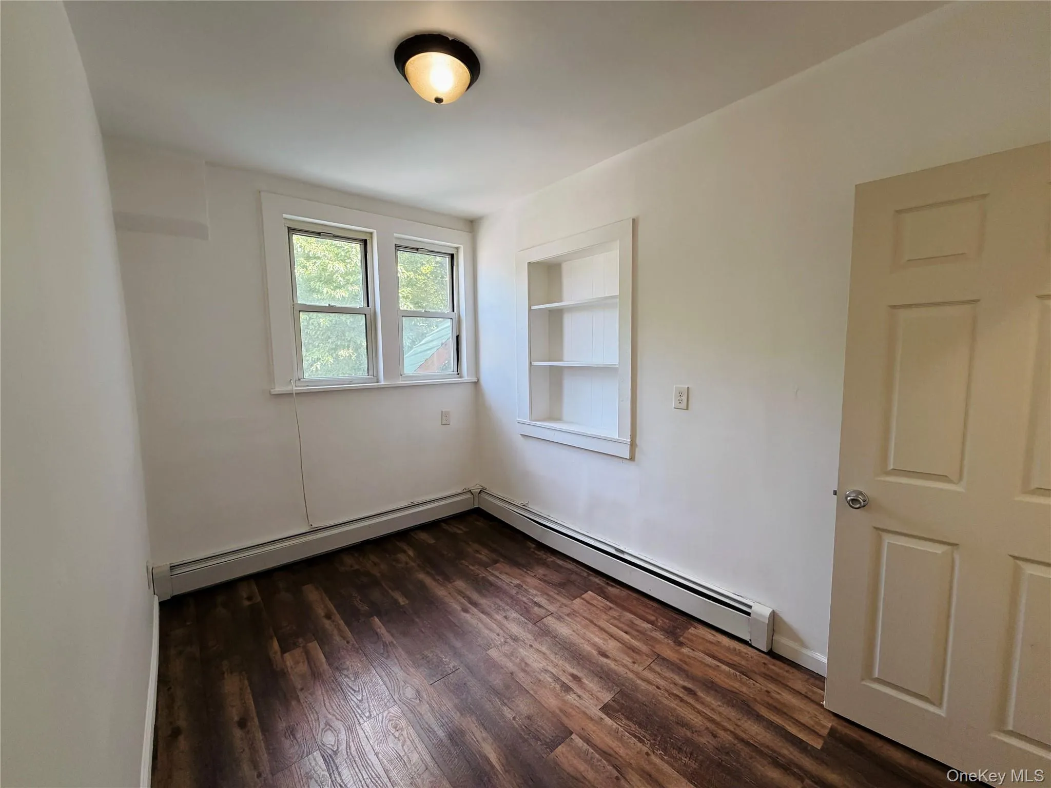 125 Wickham Avenue, Middletown, NY, 2 Bedrooms Bedrooms, 6 Rooms Rooms,1 BathroomBathrooms,Residential Lease,For Rent,Wickham,0,1019987 125 Wickham Avenue, Middletown, NY, 2 Bedrooms Bedrooms, 6 Rooms Rooms,1 BathroomBathrooms,Residential Lease,For Rent,Wickham,0,1019987