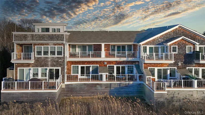 68 Foster Avenue Unit 4, Southampton, New York 11946