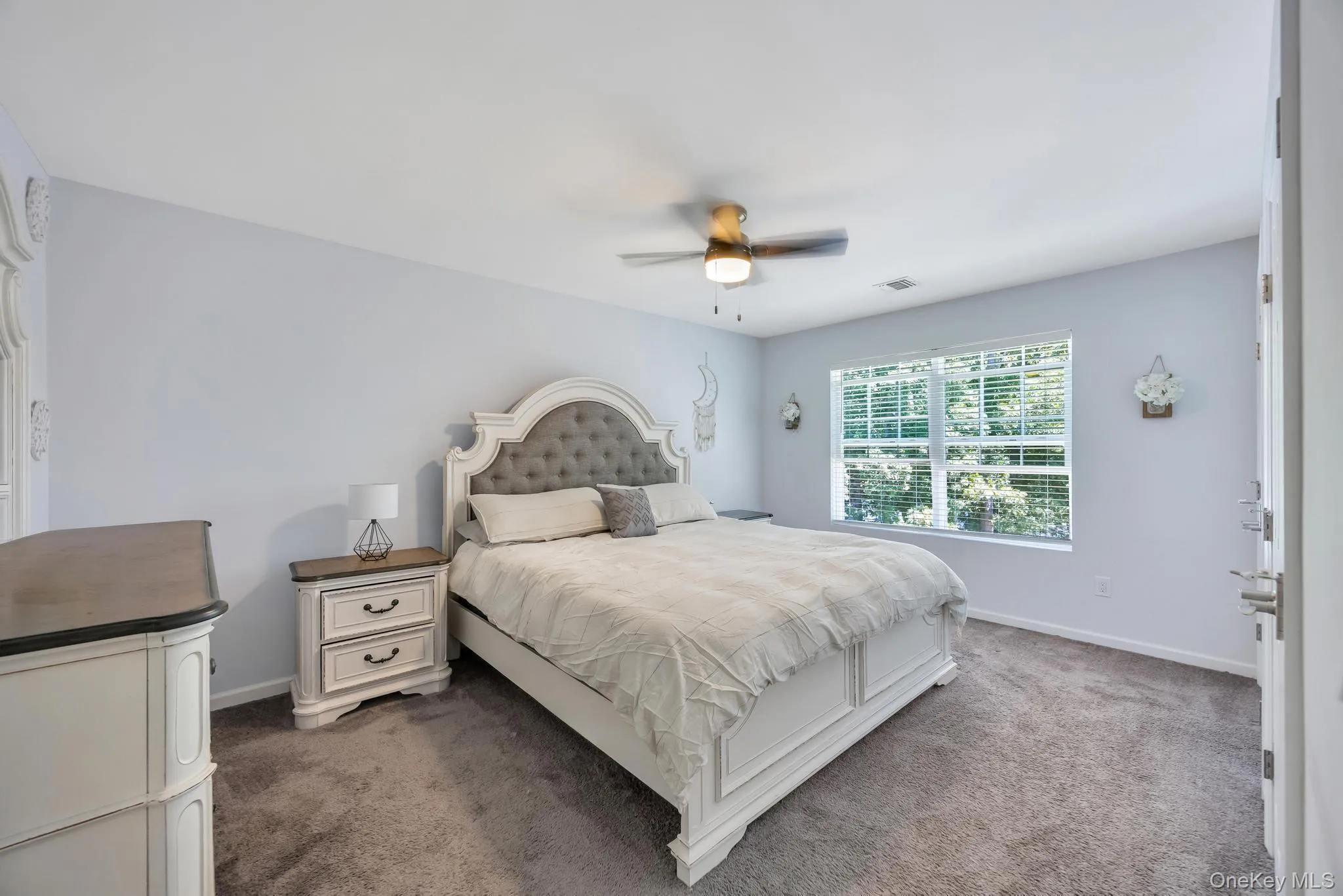 5 The Green, Brookhaven, NY, 3 Bedrooms Bedrooms, 7 Rooms Rooms,2 BathroomsBathrooms,Residential,For Rent,The,0,1019996 5 The Green, Brookhaven, NY, 3 Bedrooms Bedrooms, 7 Rooms Rooms,2 BathroomsBathrooms,Residential,For Rent,The,0,1019996