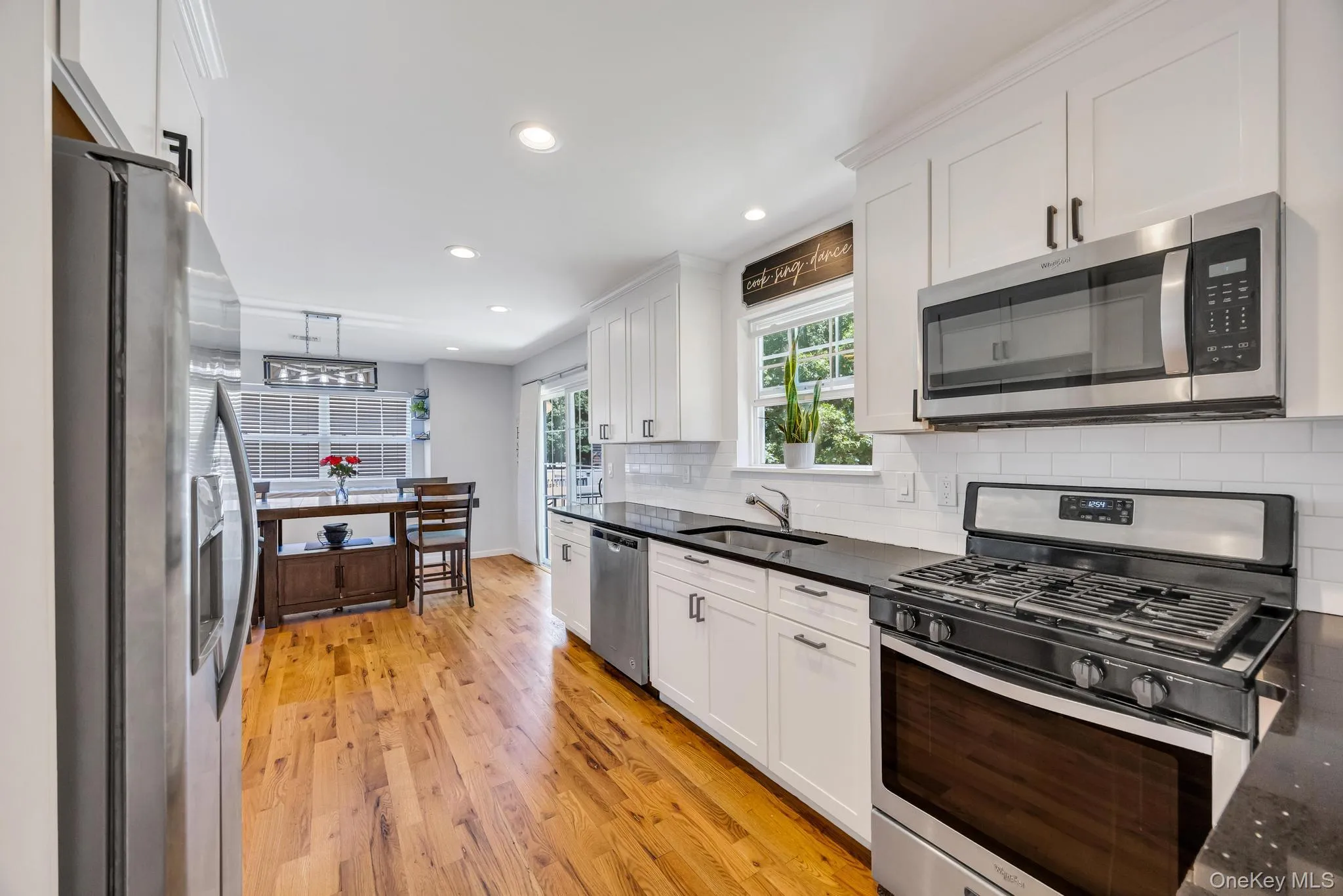 5 The Green, Brookhaven, NY, 3 Bedrooms Bedrooms, 7 Rooms Rooms,2 BathroomsBathrooms,Residential,For Rent,The,0,1019996 5 The Green, Brookhaven, NY, 3 Bedrooms Bedrooms, 7 Rooms Rooms,2 BathroomsBathrooms,Residential,For Rent,The,0,1019996