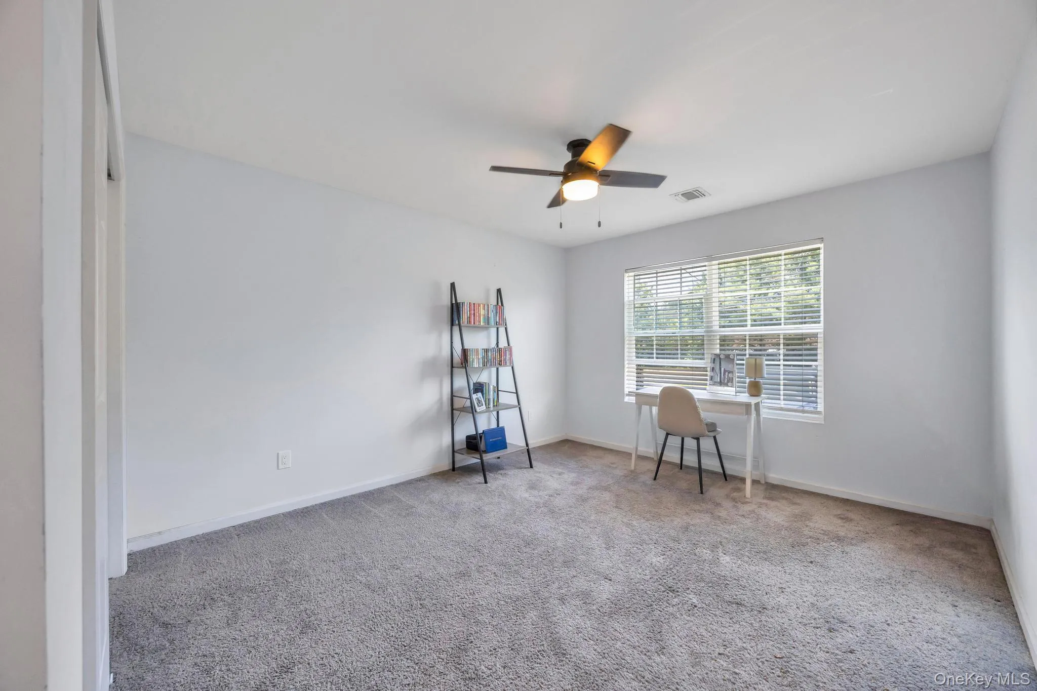 5 The Green, Brookhaven, NY, 3 Bedrooms Bedrooms, 7 Rooms Rooms,2 BathroomsBathrooms,Residential,For Rent,The,0,1019996 5 The Green, Brookhaven, NY, 3 Bedrooms Bedrooms, 7 Rooms Rooms,2 BathroomsBathrooms,Residential,For Rent,The,0,1019996