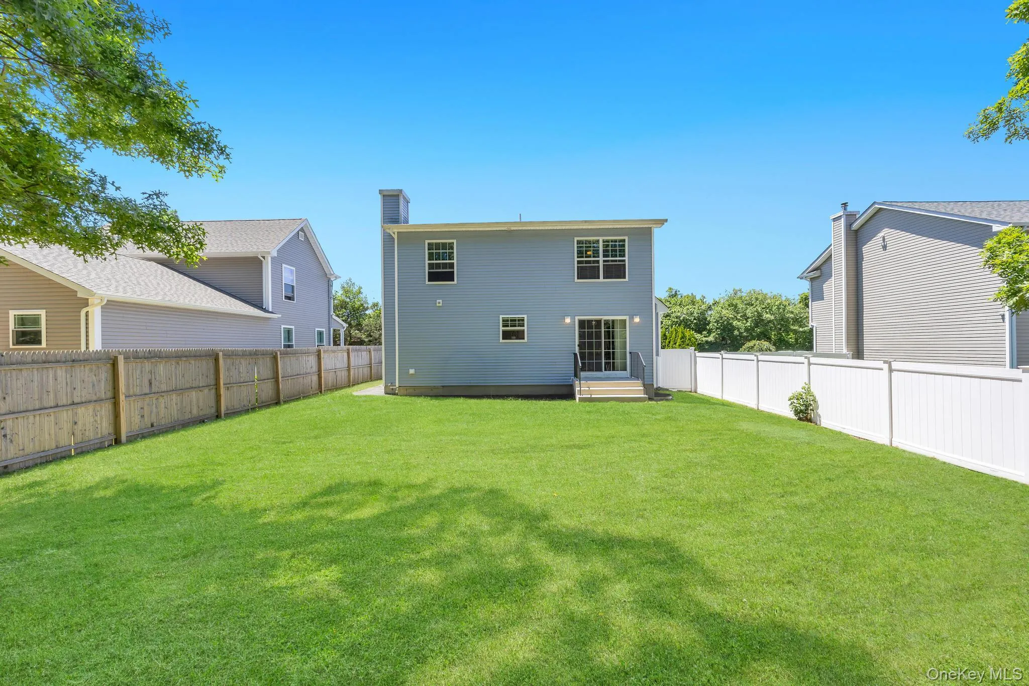 5 The Green, Brookhaven, NY, 3 Bedrooms Bedrooms, 7 Rooms Rooms,2 BathroomsBathrooms,Residential,For Rent,The,0,1019996 5 The Green, Brookhaven, NY, 3 Bedrooms Bedrooms, 7 Rooms Rooms,2 BathroomsBathrooms,Residential,For Rent,The,0,1019996