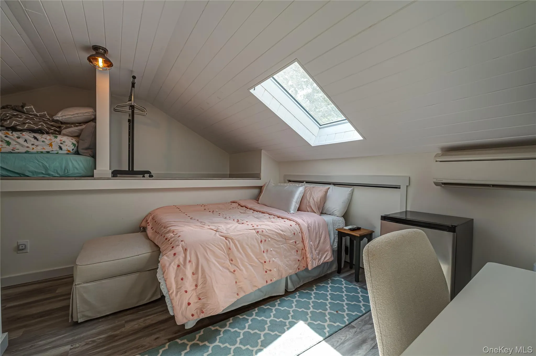 Loft above detached garage bedroom/sitting area Loft above detached garage bedroom/sitting area