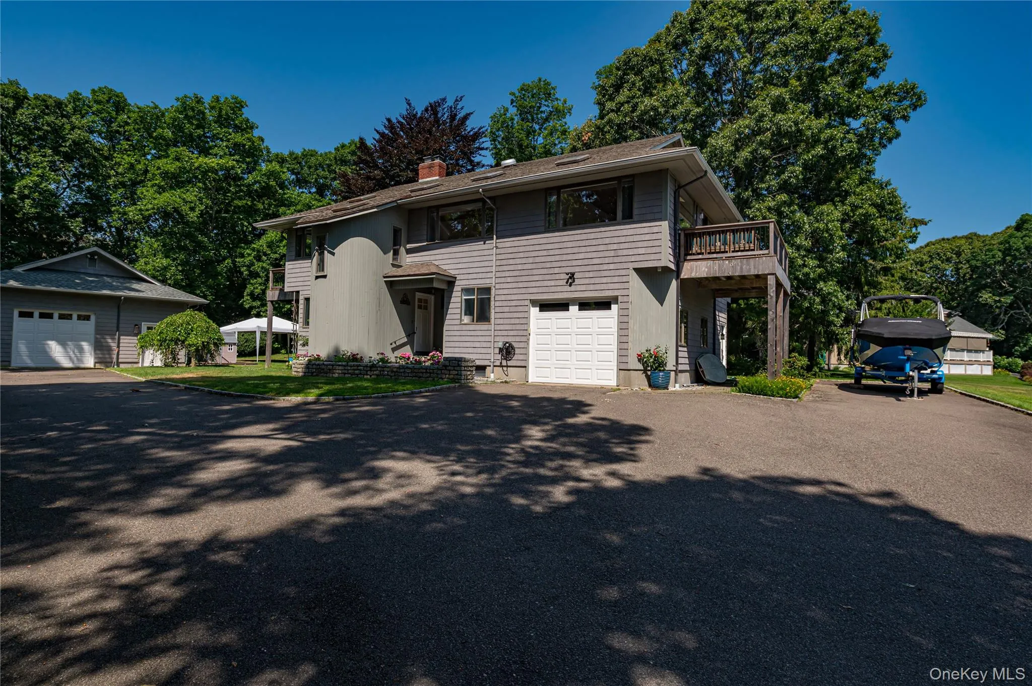 81 Manor Lane, Riverhead, NY, 3 Bedrooms Bedrooms, 10 Rooms Rooms,3 BathroomsBathrooms,Residential,For Rent,Manor,0,1019997 81 Manor Lane, Riverhead, NY, 3 Bedrooms Bedrooms, 10 Rooms Rooms,3 BathroomsBathrooms,Residential,For Rent,Manor,0,1019997