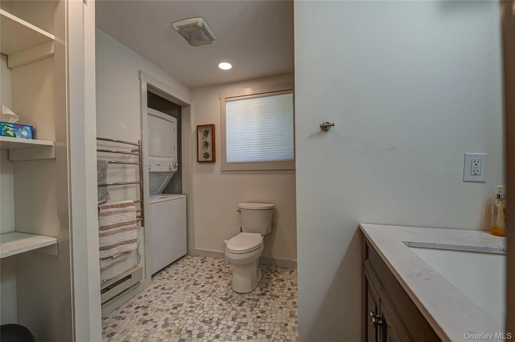 81 Manor Lane, Riverhead, NY, 3 Bedrooms Bedrooms, 10 Rooms Rooms,3 BathroomsBathrooms,Residential,For Rent,Manor,0,1019997 81 Manor Lane, Riverhead, NY, 3 Bedrooms Bedrooms, 10 Rooms Rooms,3 BathroomsBathrooms,Residential,For Rent,Manor,0,1019997