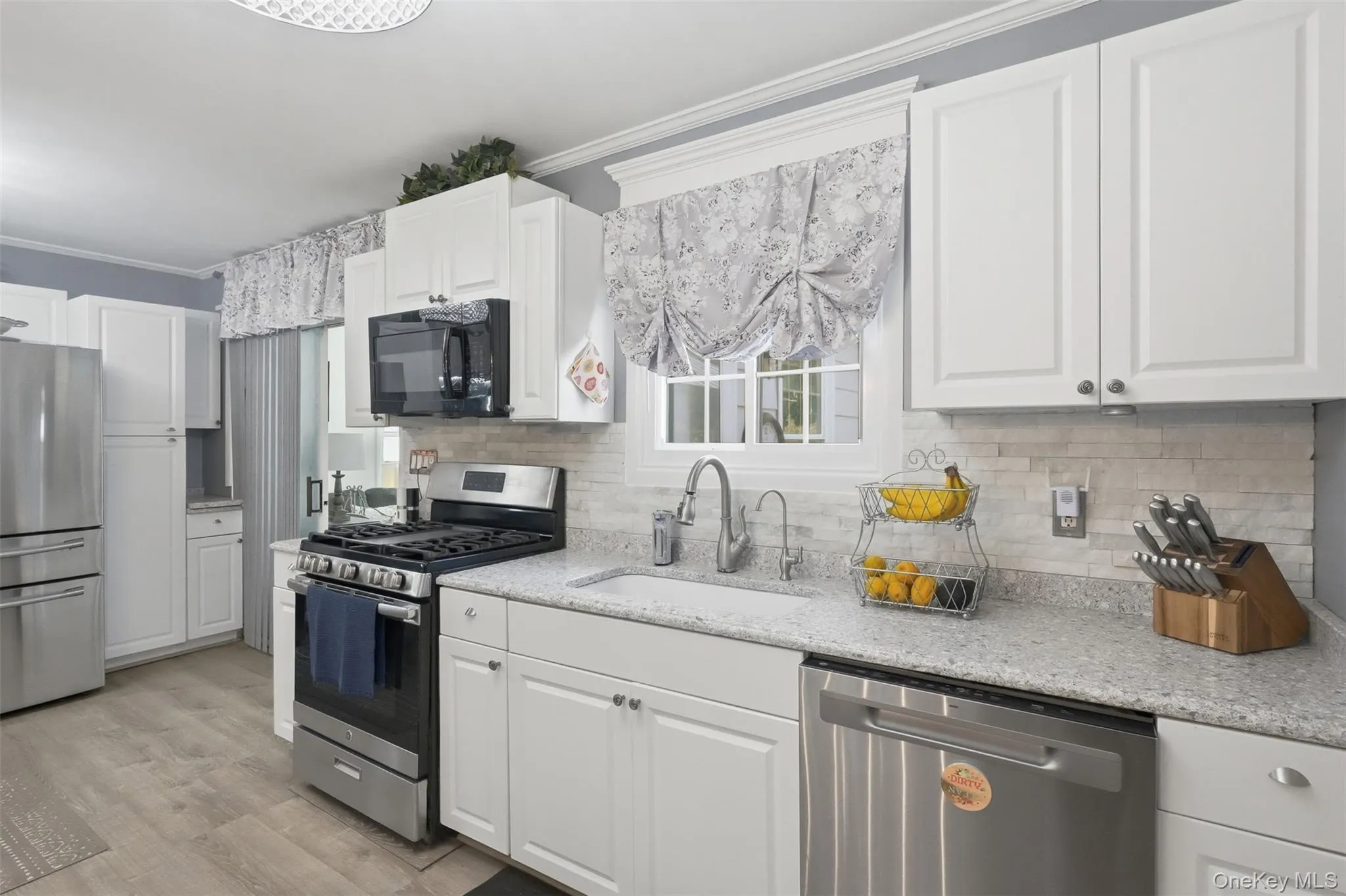 31 Park Hill Drive, Wappinger, NY, 3 Bedrooms Bedrooms, 6 Rooms Rooms,2 BathroomsBathrooms,Residential,For Rent,Park Hill,0,1019999 31 Park Hill Drive, Wappinger, NY, 3 Bedrooms Bedrooms, 6 Rooms Rooms,2 BathroomsBathrooms,Residential,For Rent,Park Hill,0,1019999