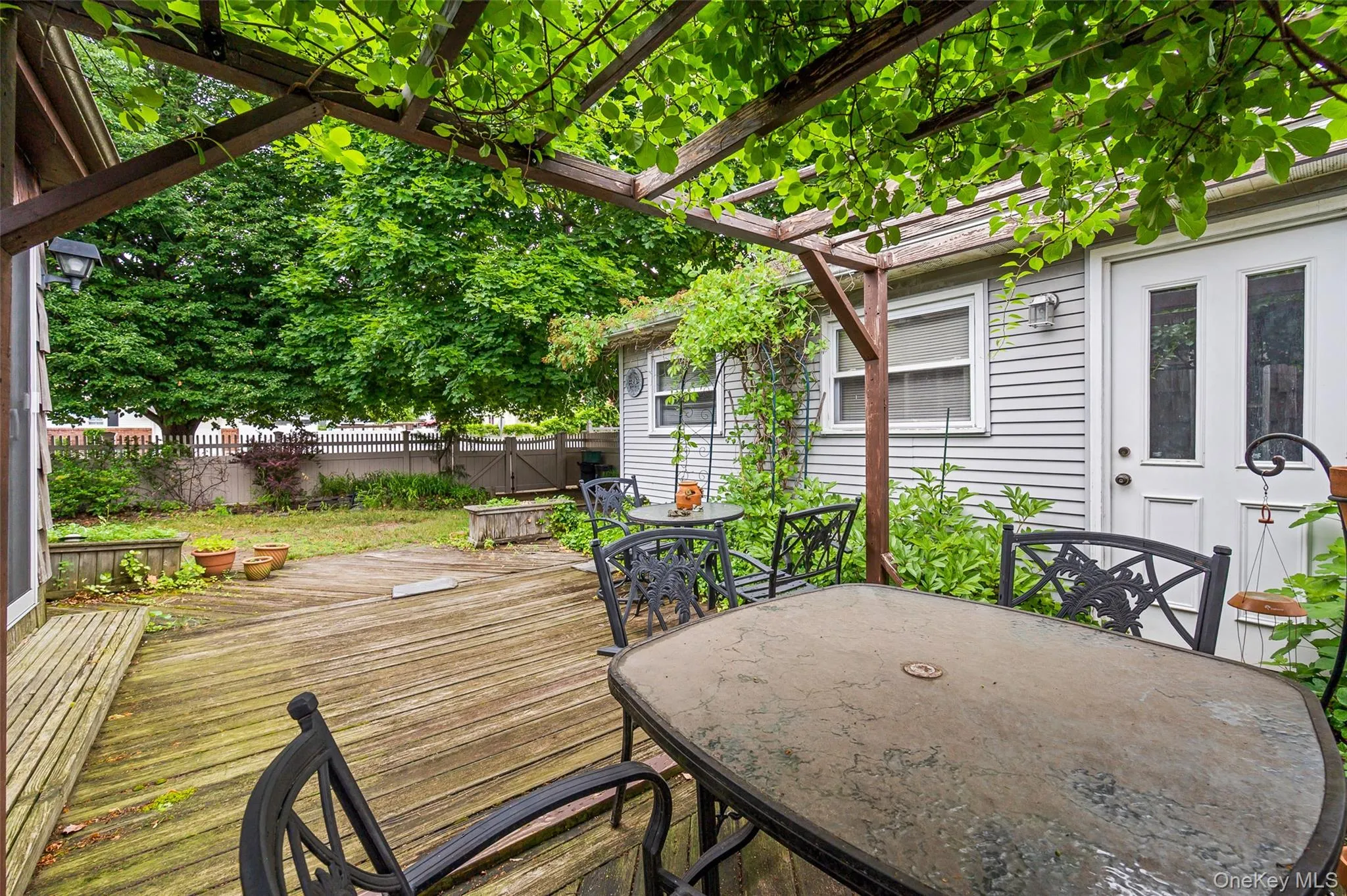 612 Hughes Street, Hempstead, NY, 3 Bedrooms Bedrooms, 8 Rooms Rooms,1 BathroomBathrooms,Residential,For Rent,Hughes,0,1020000 612 Hughes Street, Hempstead, NY, 3 Bedrooms Bedrooms, 8 Rooms Rooms,1 BathroomBathrooms,Residential,For Rent,Hughes,0,1020000