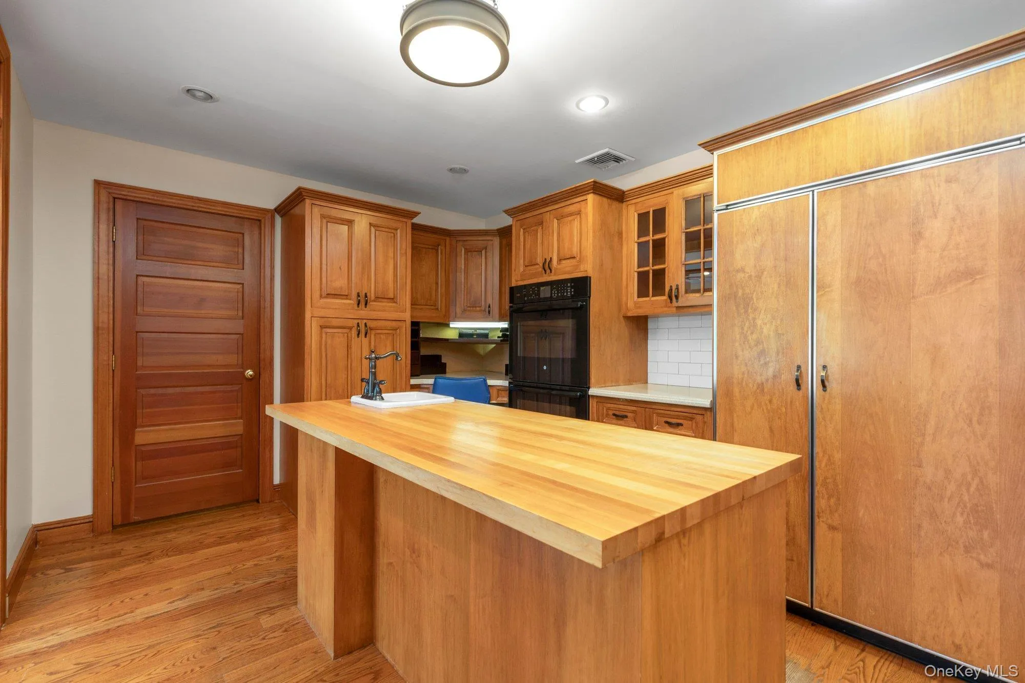 40 Frankel Road, Oyster Bay, NY, 5 Bedrooms Bedrooms, 9 Rooms Rooms,3 BathroomsBathrooms,Residential,For Rent,Frankel,0,1020004 40 Frankel Road, Oyster Bay, NY, 5 Bedrooms Bedrooms, 9 Rooms Rooms,3 BathroomsBathrooms,Residential,For Rent,Frankel,0,1020004