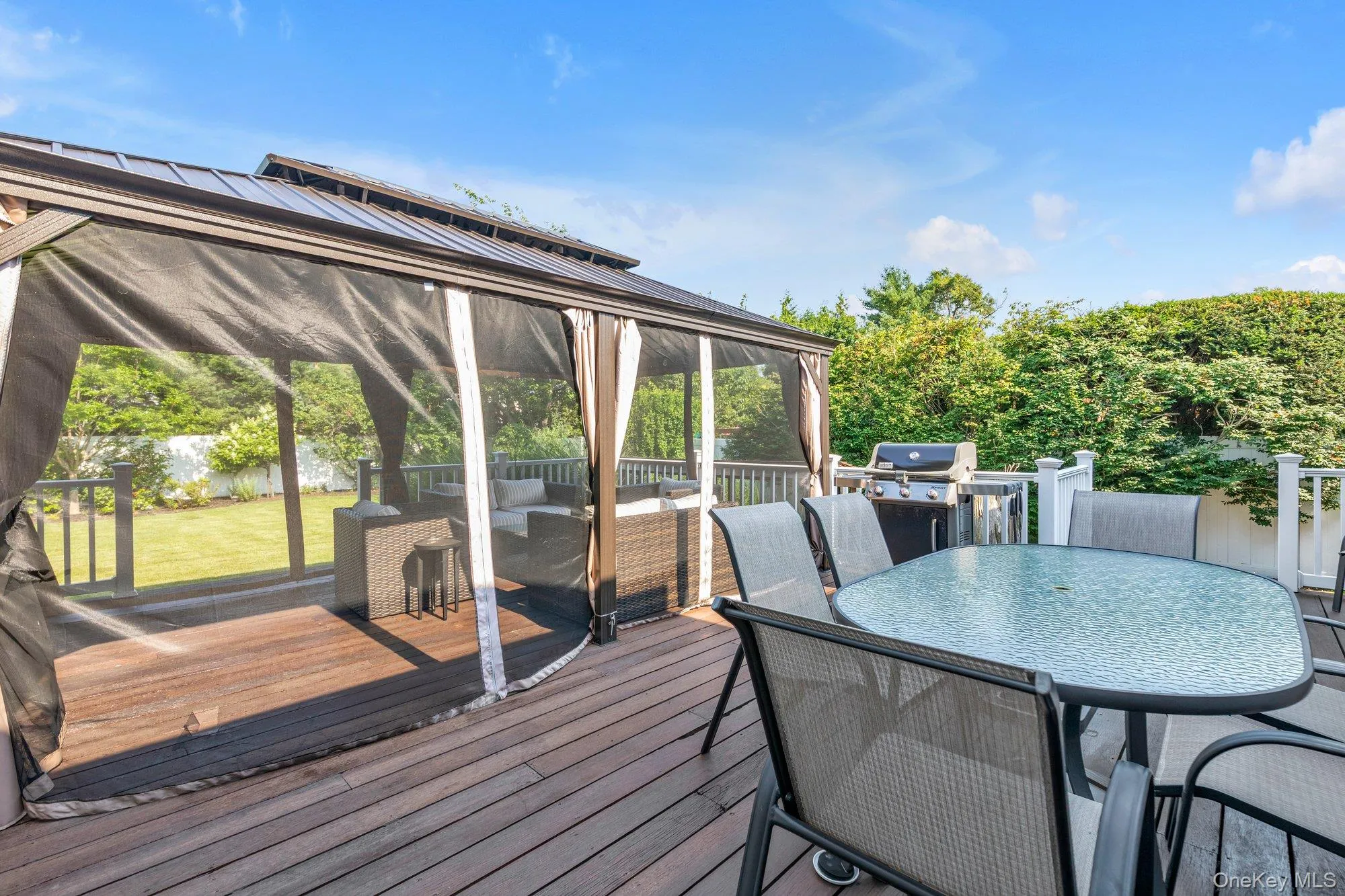 40 Frankel Road, Oyster Bay, NY, 5 Bedrooms Bedrooms, 9 Rooms Rooms,3 BathroomsBathrooms,Residential,For Rent,Frankel,0,1020004 40 Frankel Road, Oyster Bay, NY, 5 Bedrooms Bedrooms, 9 Rooms Rooms,3 BathroomsBathrooms,Residential,For Rent,Frankel,0,1020004