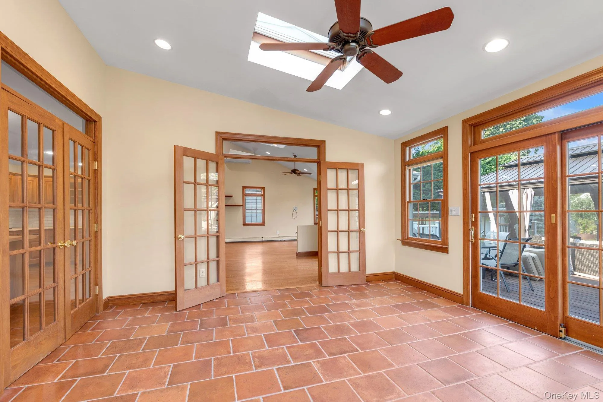 40 Frankel Road, Oyster Bay, NY, 5 Bedrooms Bedrooms, 9 Rooms Rooms,3 BathroomsBathrooms,Residential,For Rent,Frankel,0,1020004 40 Frankel Road, Oyster Bay, NY, 5 Bedrooms Bedrooms, 9 Rooms Rooms,3 BathroomsBathrooms,Residential,For Rent,Frankel,0,1020004