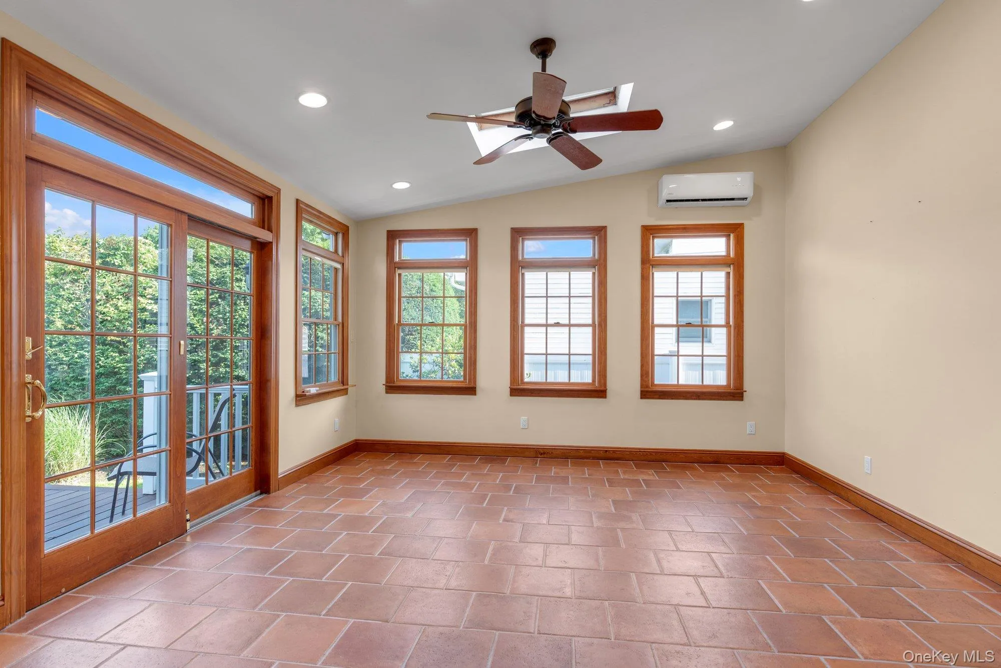 40 Frankel Road, Oyster Bay, NY, 5 Bedrooms Bedrooms, 9 Rooms Rooms,3 BathroomsBathrooms,Residential,For Rent,Frankel,0,1020004 40 Frankel Road, Oyster Bay, NY, 5 Bedrooms Bedrooms, 9 Rooms Rooms,3 BathroomsBathrooms,Residential,For Rent,Frankel,0,1020004