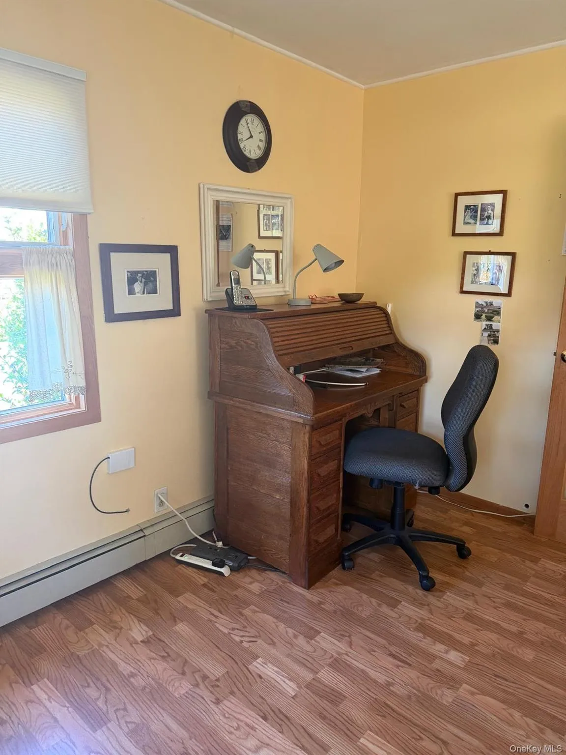 25 Surrey Lane, Oyster Bay, NY, 3 Bedrooms Bedrooms, 8 Rooms Rooms,1 BathroomBathrooms,Residential Lease,For Rent,Surrey,0,1020008 25 Surrey Lane, Oyster Bay, NY, 3 Bedrooms Bedrooms, 8 Rooms Rooms,1 BathroomBathrooms,Residential Lease,For Rent,Surrey,0,1020008