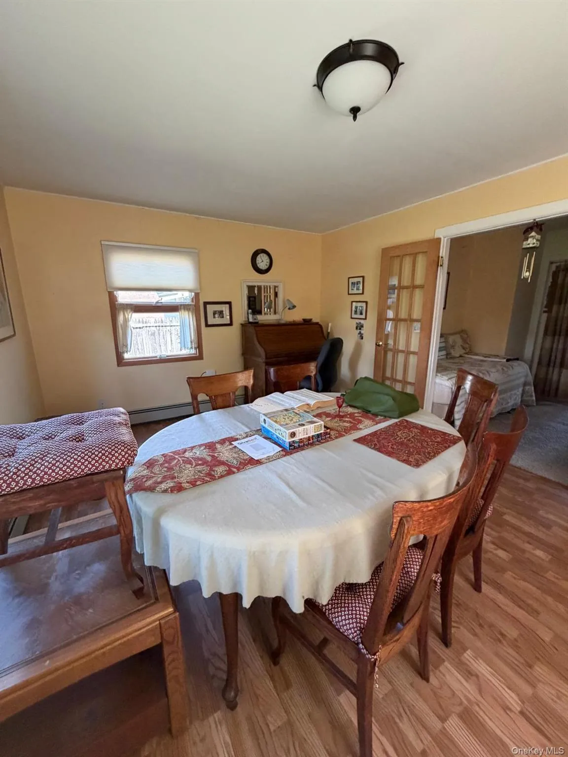 25 Surrey Lane, Oyster Bay, NY, 3 Bedrooms Bedrooms, 8 Rooms Rooms,1 BathroomBathrooms,Residential Lease,For Rent,Surrey,0,1020008 25 Surrey Lane, Oyster Bay, NY, 3 Bedrooms Bedrooms, 8 Rooms Rooms,1 BathroomBathrooms,Residential Lease,For Rent,Surrey,0,1020008