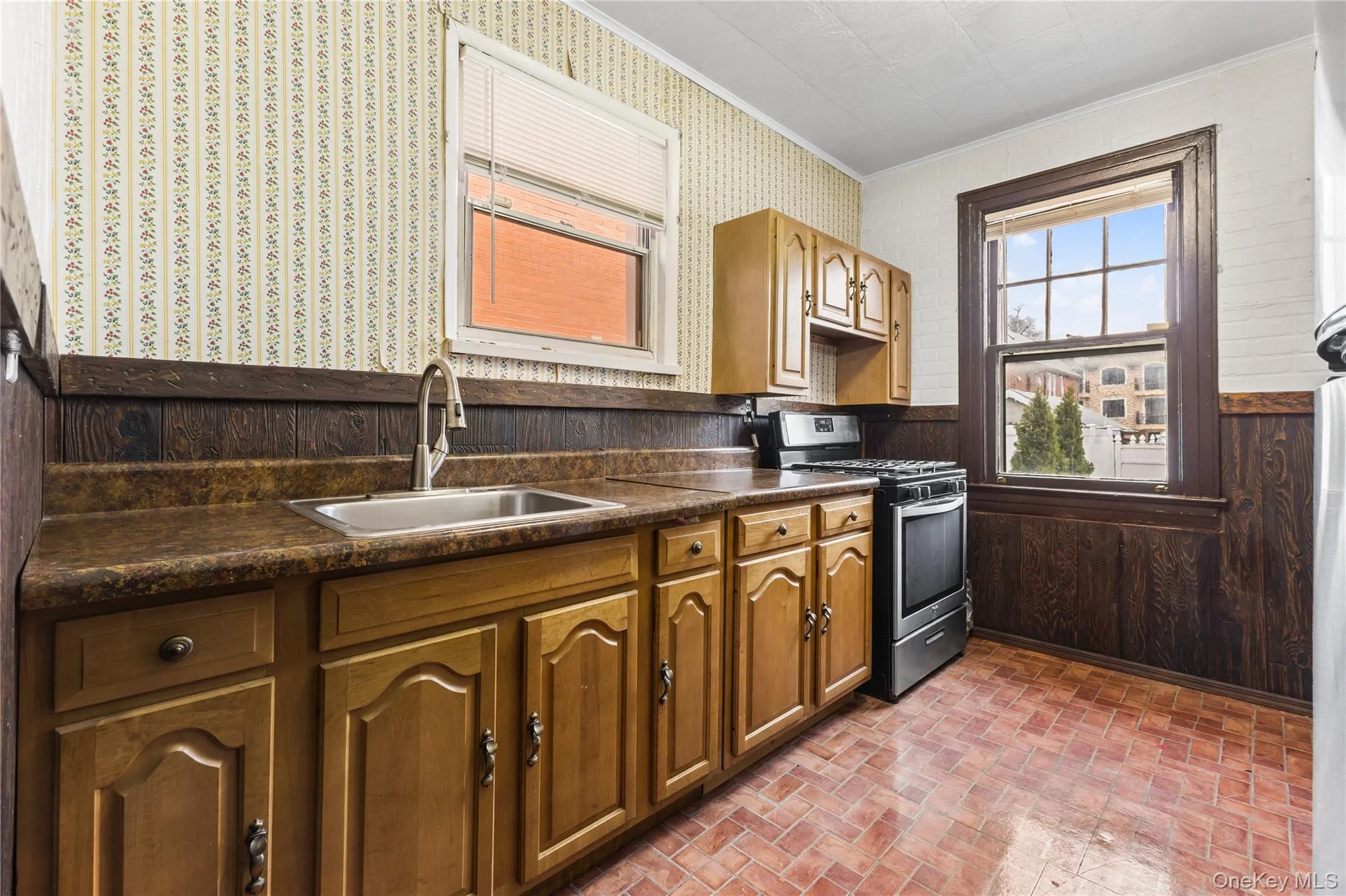 61-17B 165th Street, New York, NY, 4 Bedrooms Bedrooms, 12 Rooms Rooms,2 BathroomsBathrooms,Residential,For Rent,165th,0,1020011 61-17B 165th Street, New York, NY, 4 Bedrooms Bedrooms, 12 Rooms Rooms,2 BathroomsBathrooms,Residential,For Rent,165th,0,1020011