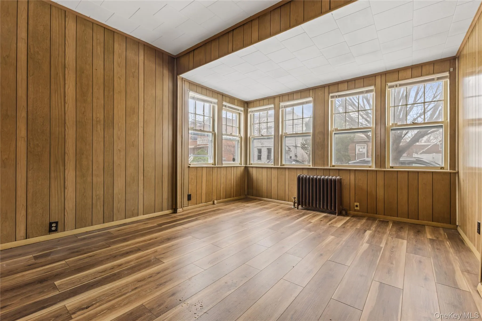 61-17B 165th Street, New York, NY, 4 Bedrooms Bedrooms, 12 Rooms Rooms,2 BathroomsBathrooms,Residential,For Rent,165th,0,1020011 61-17B 165th Street, New York, NY, 4 Bedrooms Bedrooms, 12 Rooms Rooms,2 BathroomsBathrooms,Residential,For Rent,165th,0,1020011