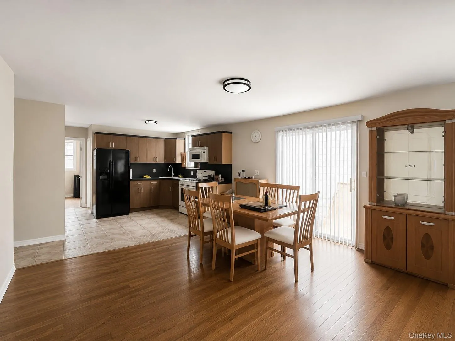 6955 78th Street, New York, NY, 3 Bedrooms Bedrooms, 4 Rooms Rooms,1 BathroomBathrooms,Residential Lease,For Rent,78th,0,1020013 6955 78th Street, New York, NY, 3 Bedrooms Bedrooms, 4 Rooms Rooms,1 BathroomBathrooms,Residential Lease,For Rent,78th,0,1020013