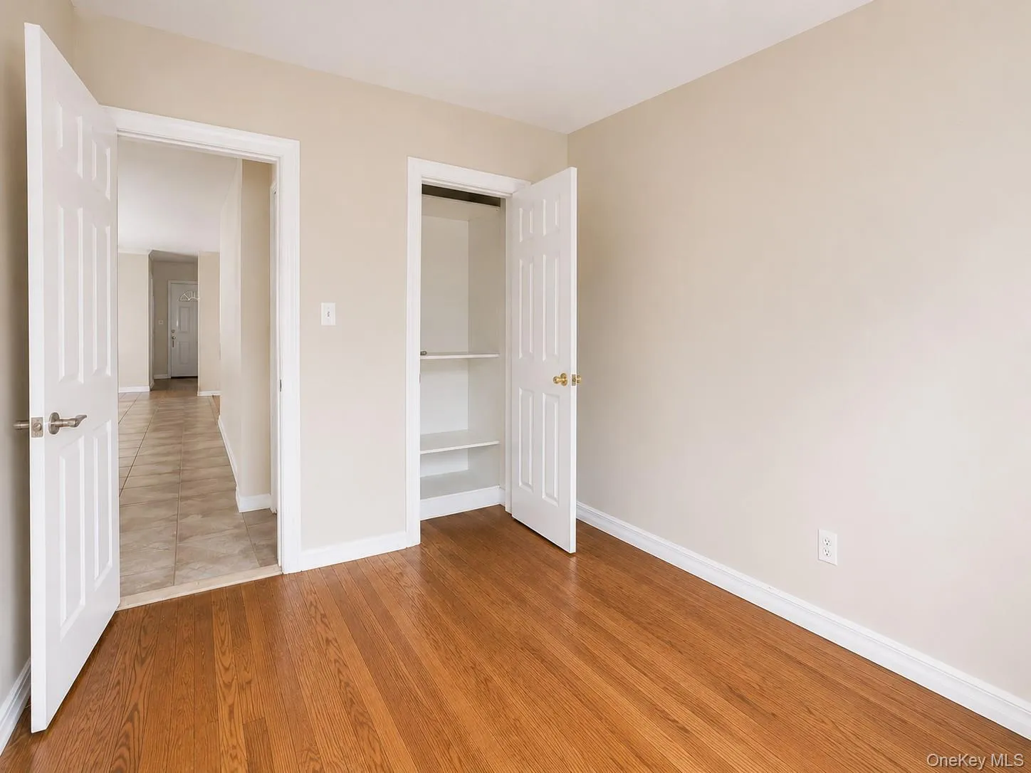 6955 78th Street, New York, NY, 3 Bedrooms Bedrooms, 4 Rooms Rooms,1 BathroomBathrooms,Residential Lease,For Rent,78th,0,1020013 6955 78th Street, New York, NY, 3 Bedrooms Bedrooms, 4 Rooms Rooms,1 BathroomBathrooms,Residential Lease,For Rent,78th,0,1020013