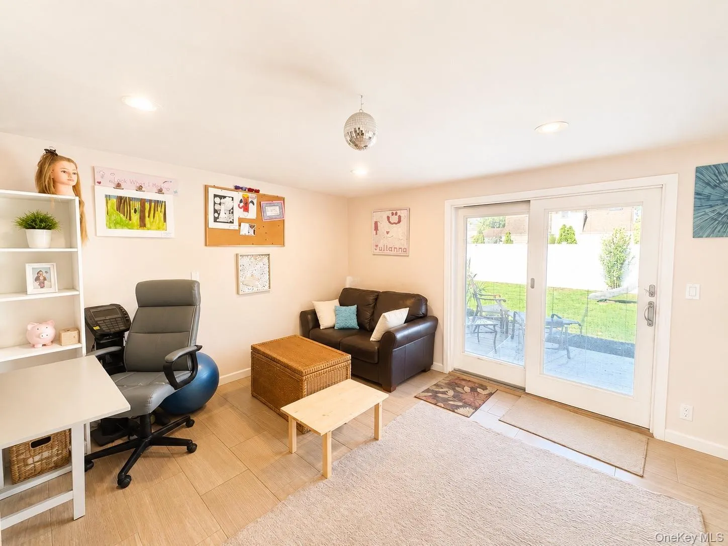 183 Lee Avenue, Oyster Bay, NY, 3 Bedrooms Bedrooms, 7 Rooms Rooms,2 BathroomsBathrooms,Residential,For Rent,Lee,0,1020015 183 Lee Avenue, Oyster Bay, NY, 3 Bedrooms Bedrooms, 7 Rooms Rooms,2 BathroomsBathrooms,Residential,For Rent,Lee,0,1020015