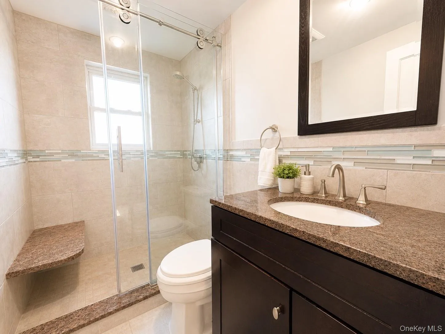183 Lee Avenue, Oyster Bay, NY, 3 Bedrooms Bedrooms, 7 Rooms Rooms,2 BathroomsBathrooms,Residential,For Rent,Lee,0,1020015 183 Lee Avenue, Oyster Bay, NY, 3 Bedrooms Bedrooms, 7 Rooms Rooms,2 BathroomsBathrooms,Residential,For Rent,Lee,0,1020015