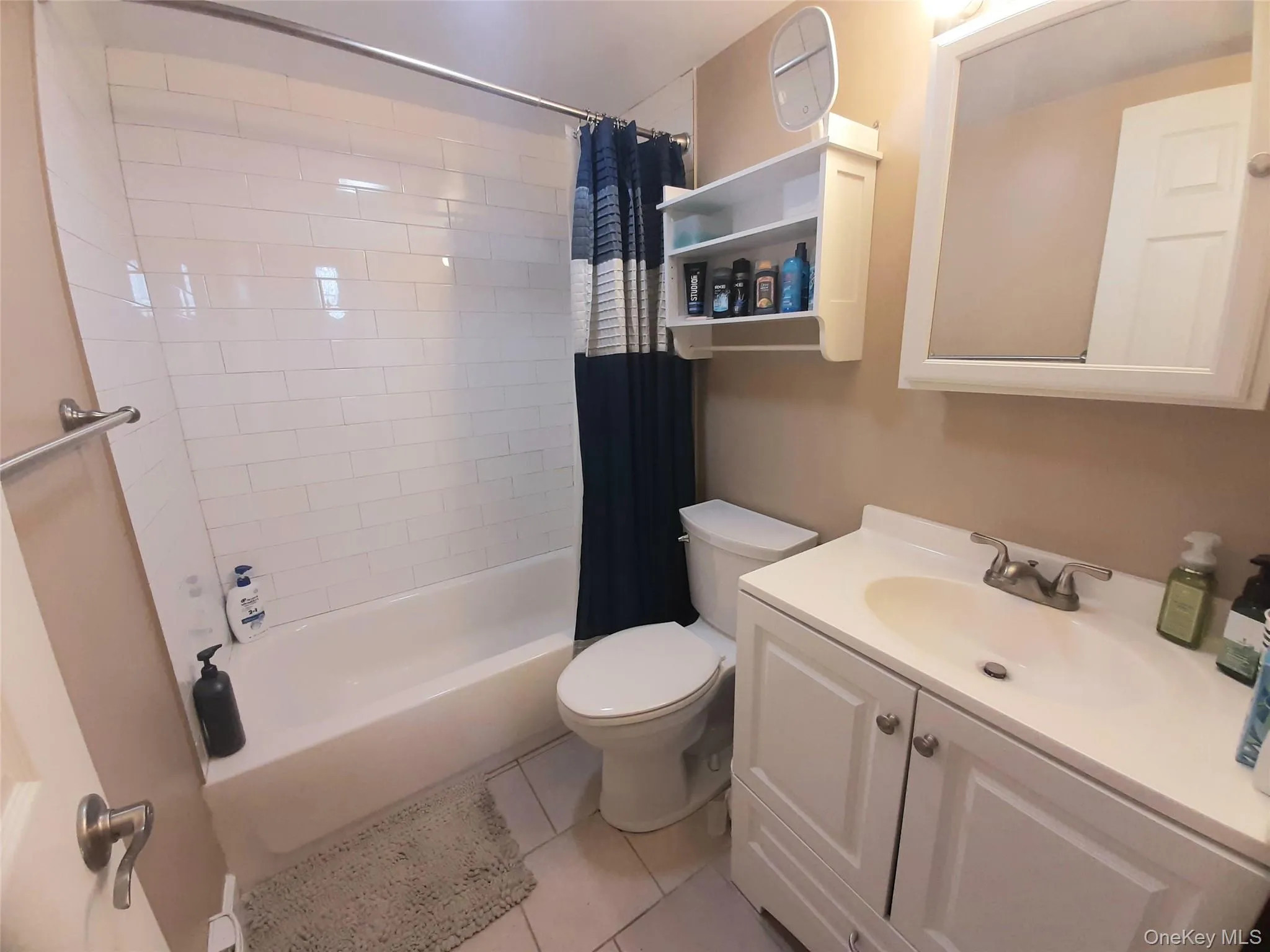 532 Washington Avenue, Newburgh (town), NY, 3 Bedrooms Bedrooms, 8 Rooms Rooms,2 BathroomsBathrooms,Residential,For Rent,Washington,0,1020018 532 Washington Avenue, Newburgh (town), NY, 3 Bedrooms Bedrooms, 8 Rooms Rooms,2 BathroomsBathrooms,Residential,For Rent,Washington,0,1020018