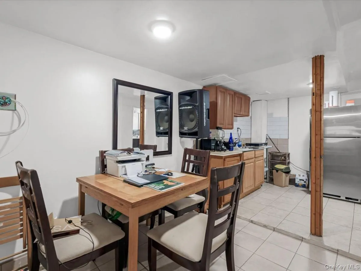 452 Lincoln Avenue, New York, NY, 6 Bedrooms Bedrooms, 12 Rooms Rooms,5 BathroomsBathrooms,Residential,For Rent,Lincoln,0,1020021 452 Lincoln Avenue, New York, NY, 6 Bedrooms Bedrooms, 12 Rooms Rooms,5 BathroomsBathrooms,Residential,For Rent,Lincoln,0,1020021