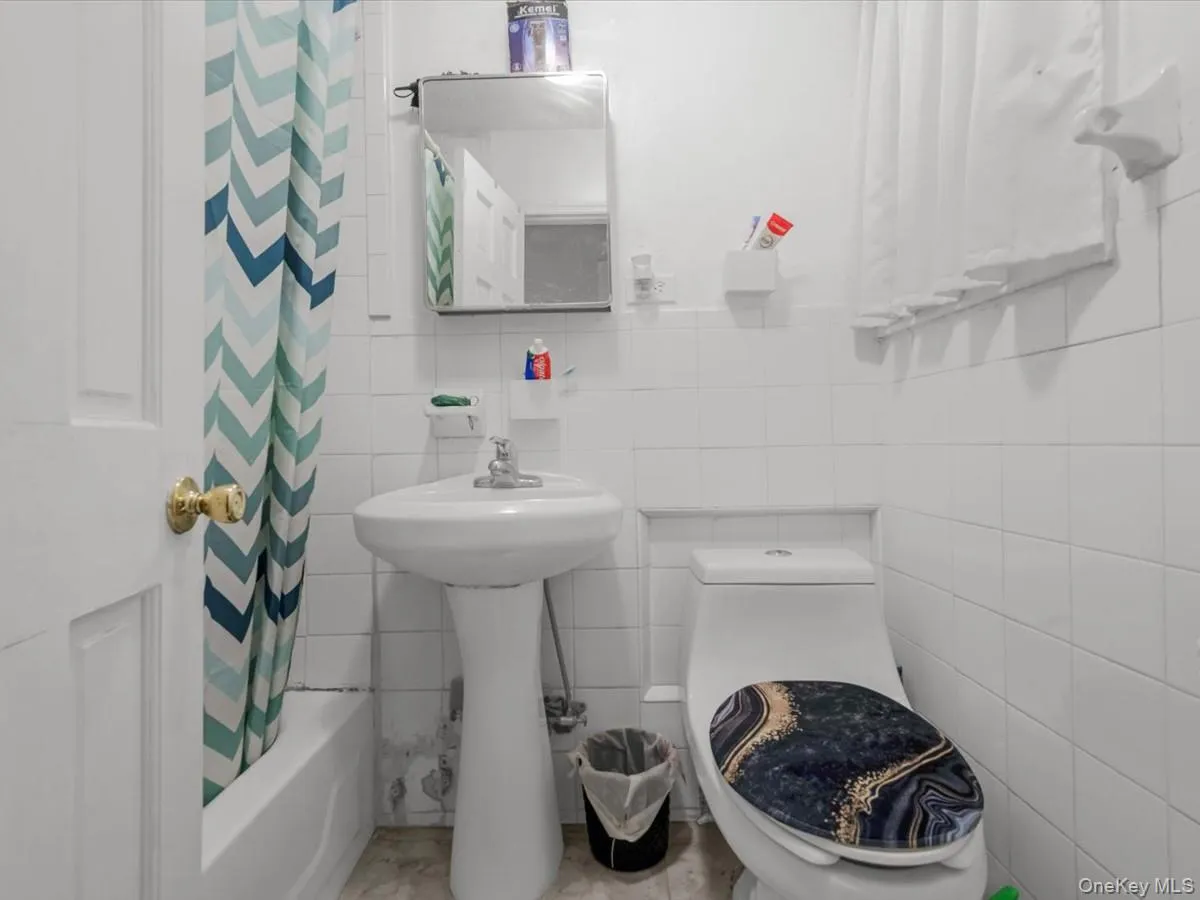 452 Lincoln Avenue, New York, NY, 6 Bedrooms Bedrooms, 12 Rooms Rooms,5 BathroomsBathrooms,Residential,For Rent,Lincoln,0,1020021 452 Lincoln Avenue, New York, NY, 6 Bedrooms Bedrooms, 12 Rooms Rooms,5 BathroomsBathrooms,Residential,For Rent,Lincoln,0,1020021