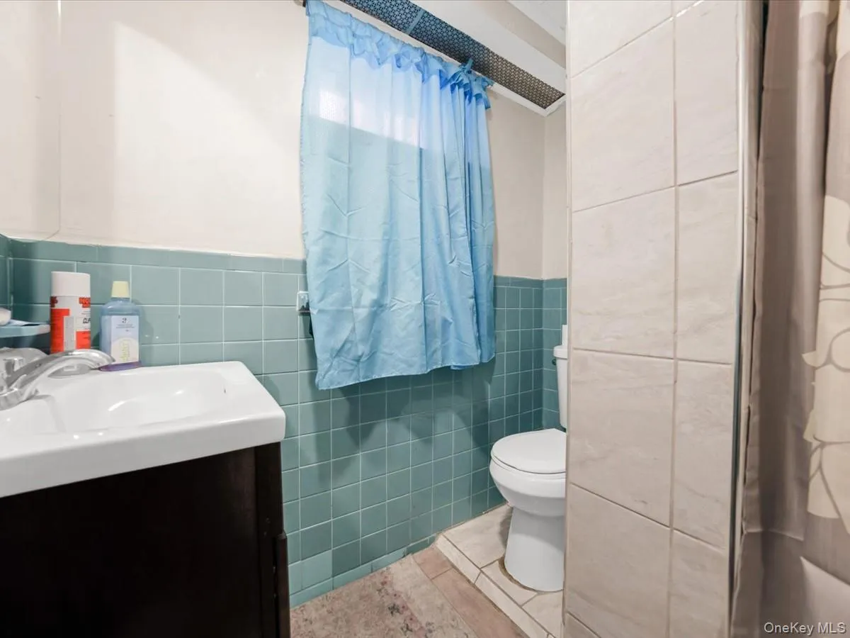 452 Lincoln Avenue, New York, NY, 6 Bedrooms Bedrooms, 12 Rooms Rooms,5 BathroomsBathrooms,Residential,For Rent,Lincoln,0,1020021 452 Lincoln Avenue, New York, NY, 6 Bedrooms Bedrooms, 12 Rooms Rooms,5 BathroomsBathrooms,Residential,For Rent,Lincoln,0,1020021