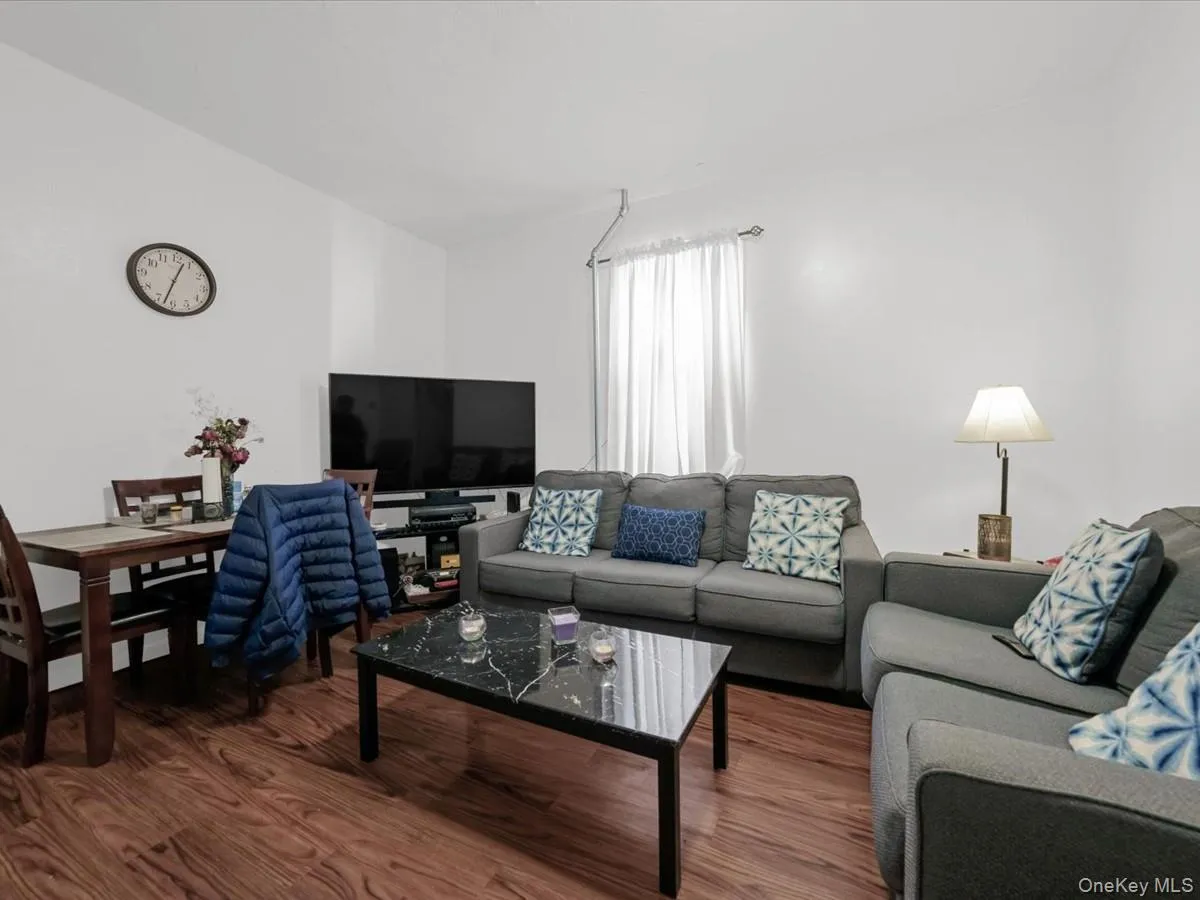 452 Lincoln Avenue, New York, NY, 6 Bedrooms Bedrooms, 12 Rooms Rooms,5 BathroomsBathrooms,Residential,For Rent,Lincoln,0,1020021 452 Lincoln Avenue, New York, NY, 6 Bedrooms Bedrooms, 12 Rooms Rooms,5 BathroomsBathrooms,Residential,For Rent,Lincoln,0,1020021