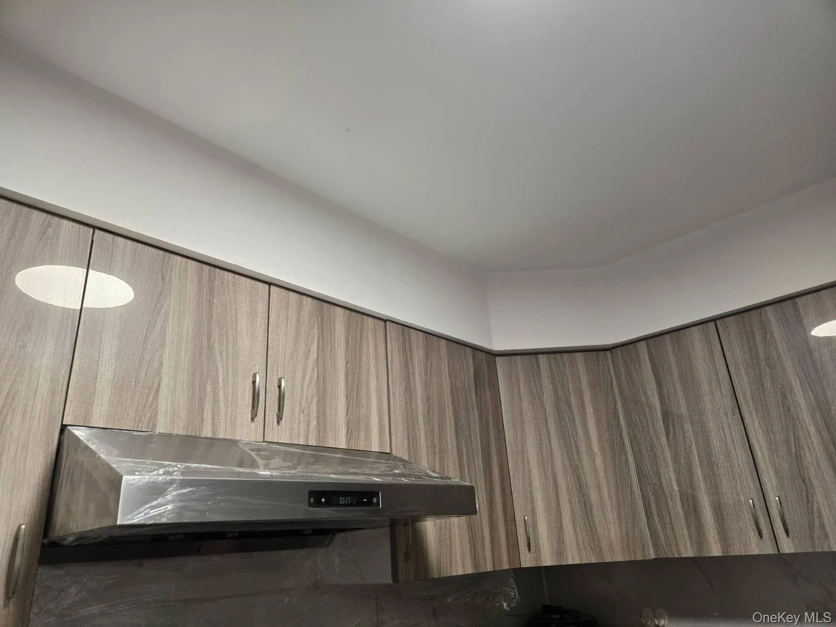 219-36 64th Avenue, New York, NY, 1 Bedroom Bedrooms, 5 Rooms Rooms,1 BathroomBathrooms,Residential,For Rent,64th,0,1020022 219-36 64th Avenue, New York, NY, 1 Bedroom Bedrooms, 5 Rooms Rooms,1 BathroomBathrooms,Residential,For Rent,64th,0,1020022