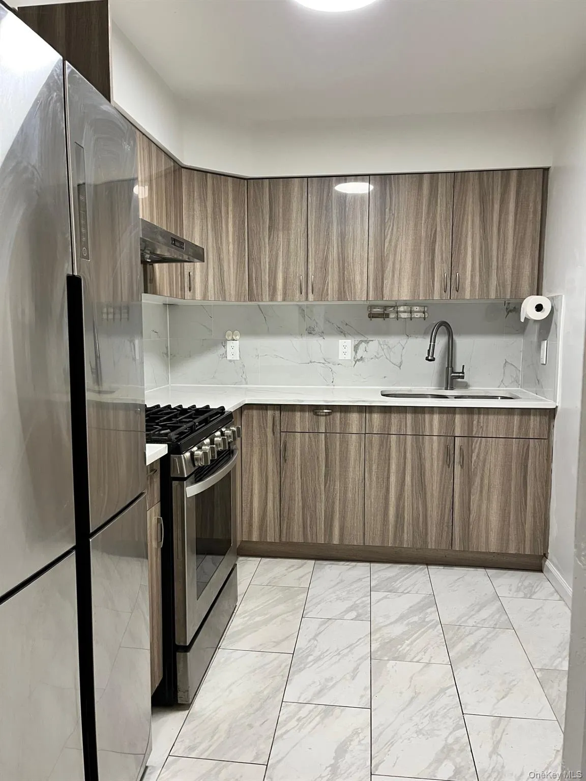 219-36 64th Avenue, New York, NY, 1 Bedroom Bedrooms, 5 Rooms Rooms,1 BathroomBathrooms,Residential,For Rent,64th,0,1020022 219-36 64th Avenue, New York, NY, 1 Bedroom Bedrooms, 5 Rooms Rooms,1 BathroomBathrooms,Residential,For Rent,64th,0,1020022