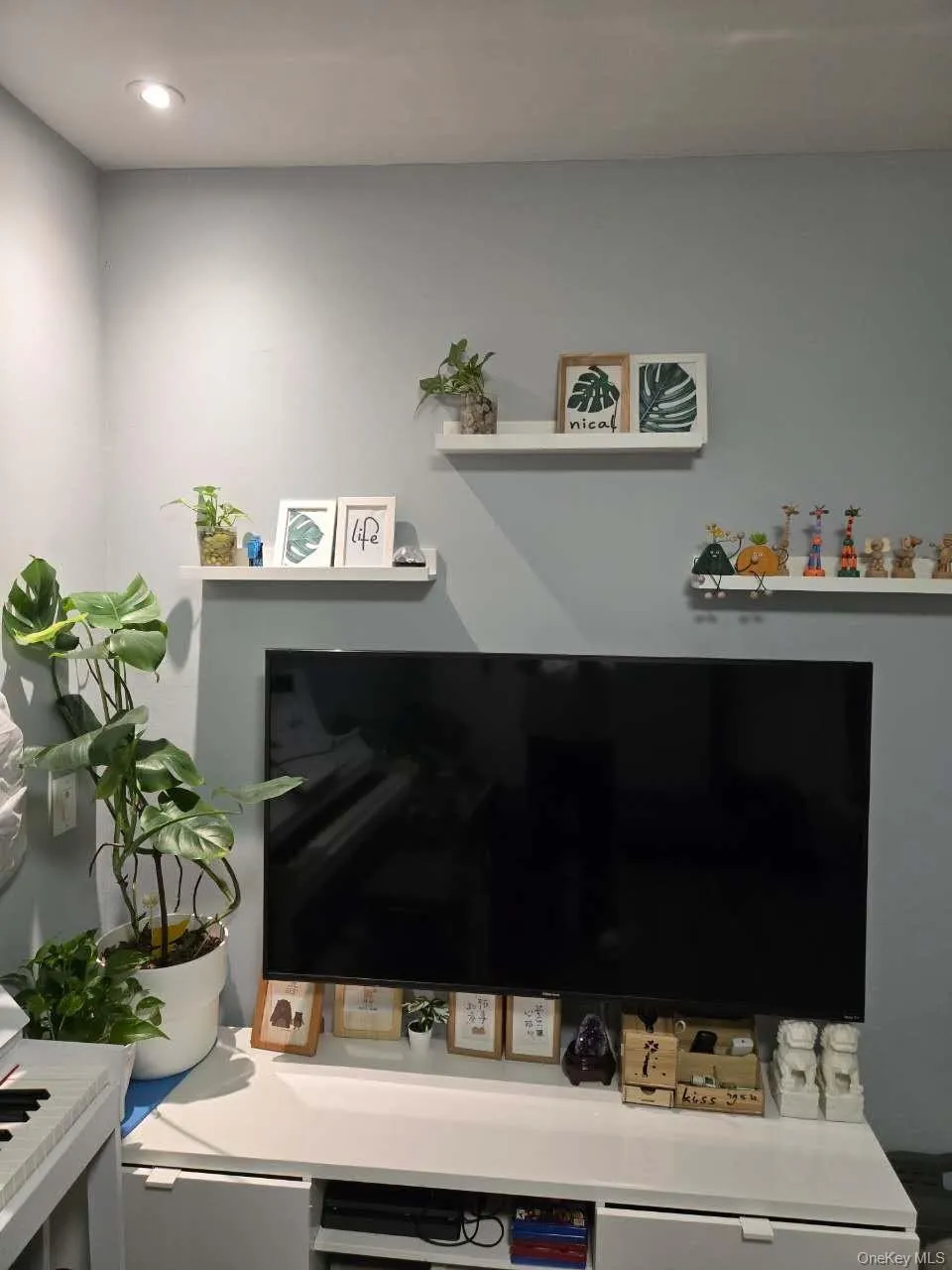 219-36 64th Avenue, New York, NY, 1 Bedroom Bedrooms, 5 Rooms Rooms,1 BathroomBathrooms,Residential,For Rent,64th,0,1020022 219-36 64th Avenue, New York, NY, 1 Bedroom Bedrooms, 5 Rooms Rooms,1 BathroomBathrooms,Residential,For Rent,64th,0,1020022