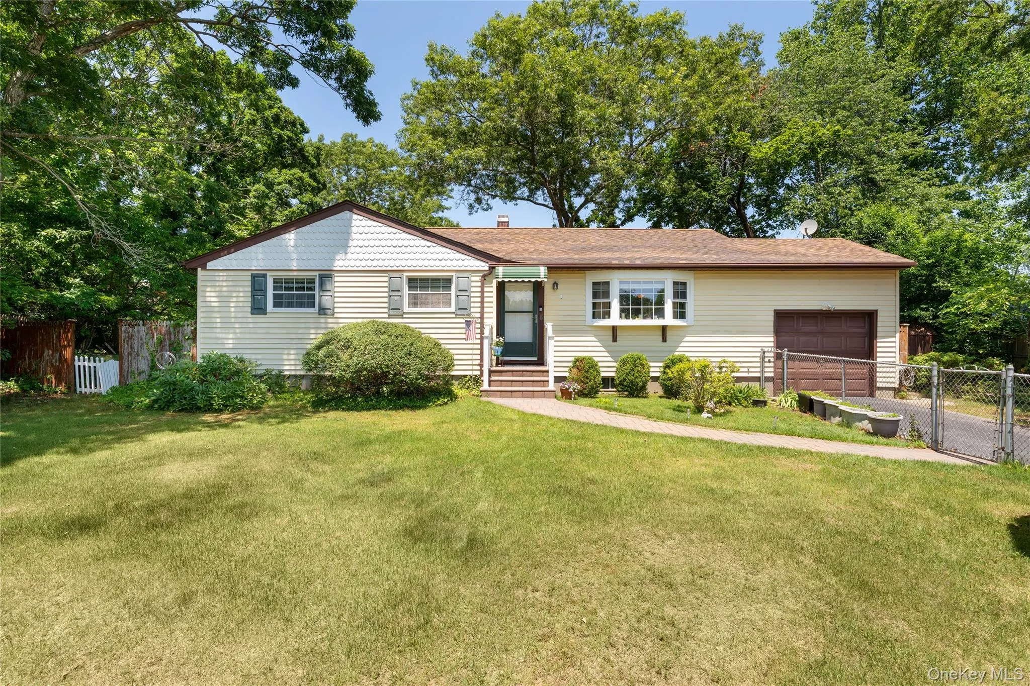 3 Bed, 2 Bath completely updated Ranch in Comsewogue School District ready for you to move right in 3 Bed, 2 Bath completely updated Ranch in Comsewogue School District ready for you to move right in