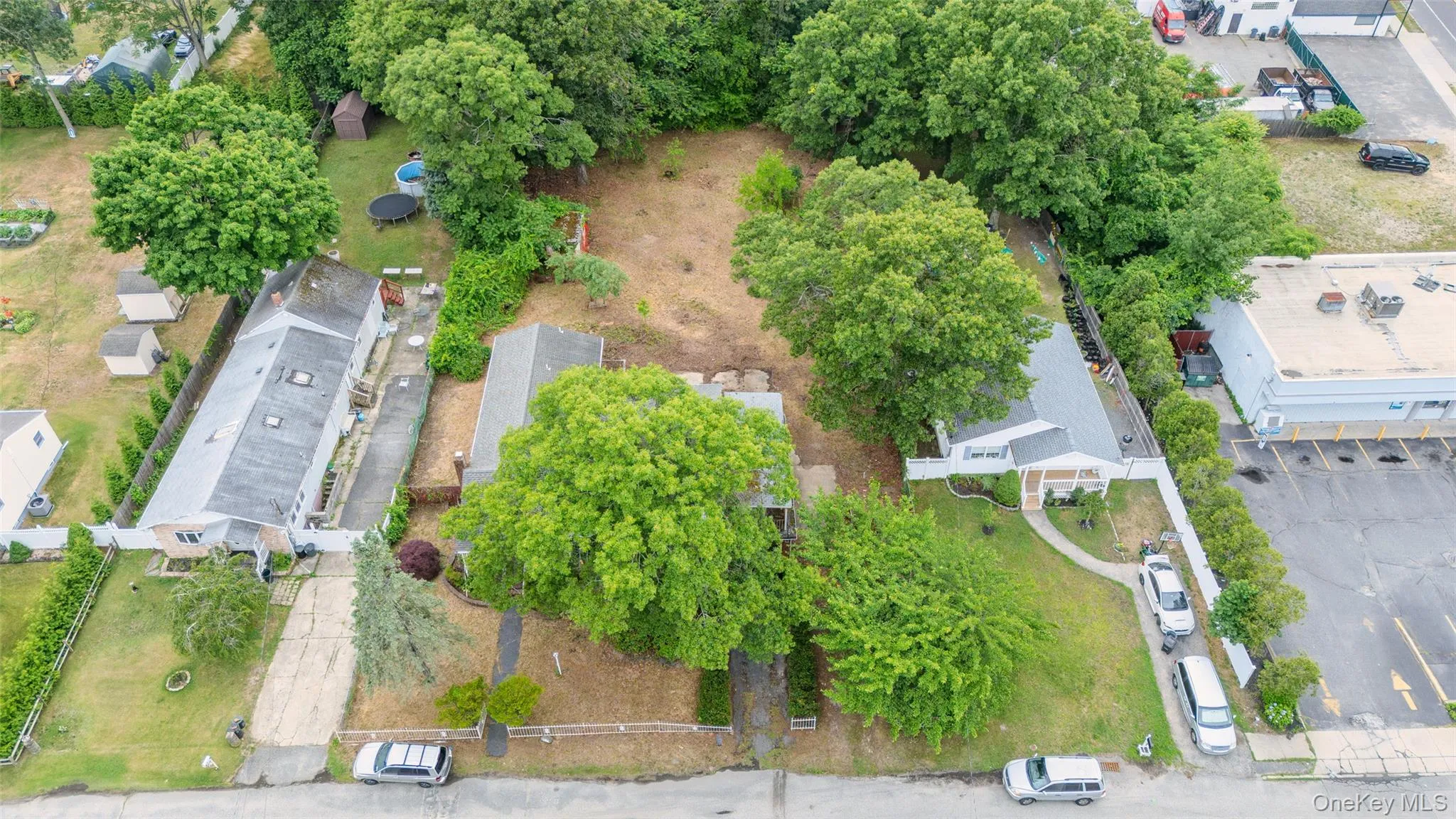 10 Windsor Place, Brookhaven, NY, 3 Bedrooms Bedrooms, 9 Rooms Rooms,3 BathroomsBathrooms,Residential,For Rent,Windsor,0,1020035 10 Windsor Place, Brookhaven, NY, 3 Bedrooms Bedrooms, 9 Rooms Rooms,3 BathroomsBathrooms,Residential,For Rent,Windsor,0,1020035