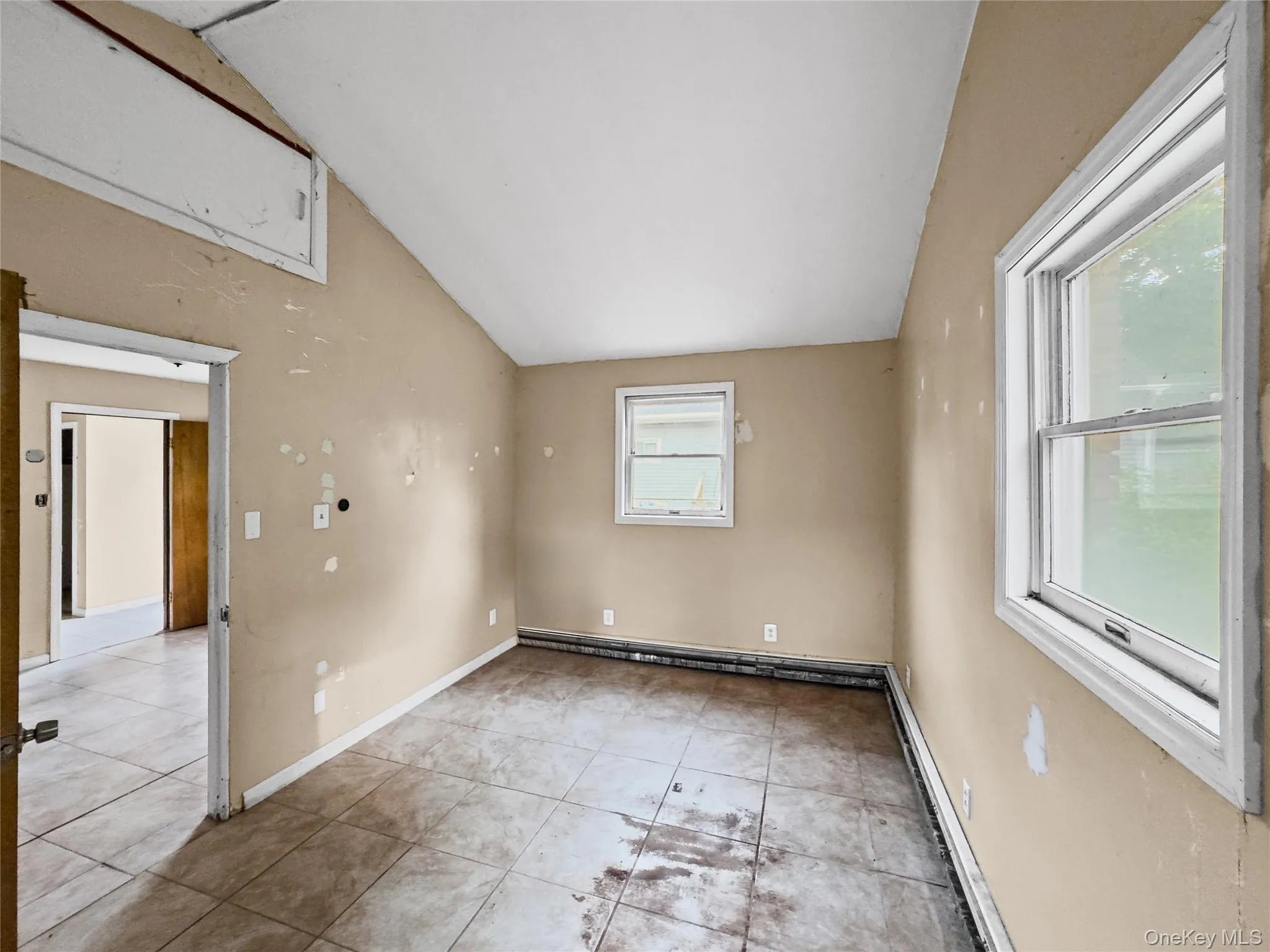 10 Windsor Place, Brookhaven, NY, 3 Bedrooms Bedrooms, 9 Rooms Rooms,3 BathroomsBathrooms,Residential,For Rent,Windsor,0,1020035 10 Windsor Place, Brookhaven, NY, 3 Bedrooms Bedrooms, 9 Rooms Rooms,3 BathroomsBathrooms,Residential,For Rent,Windsor,0,1020035