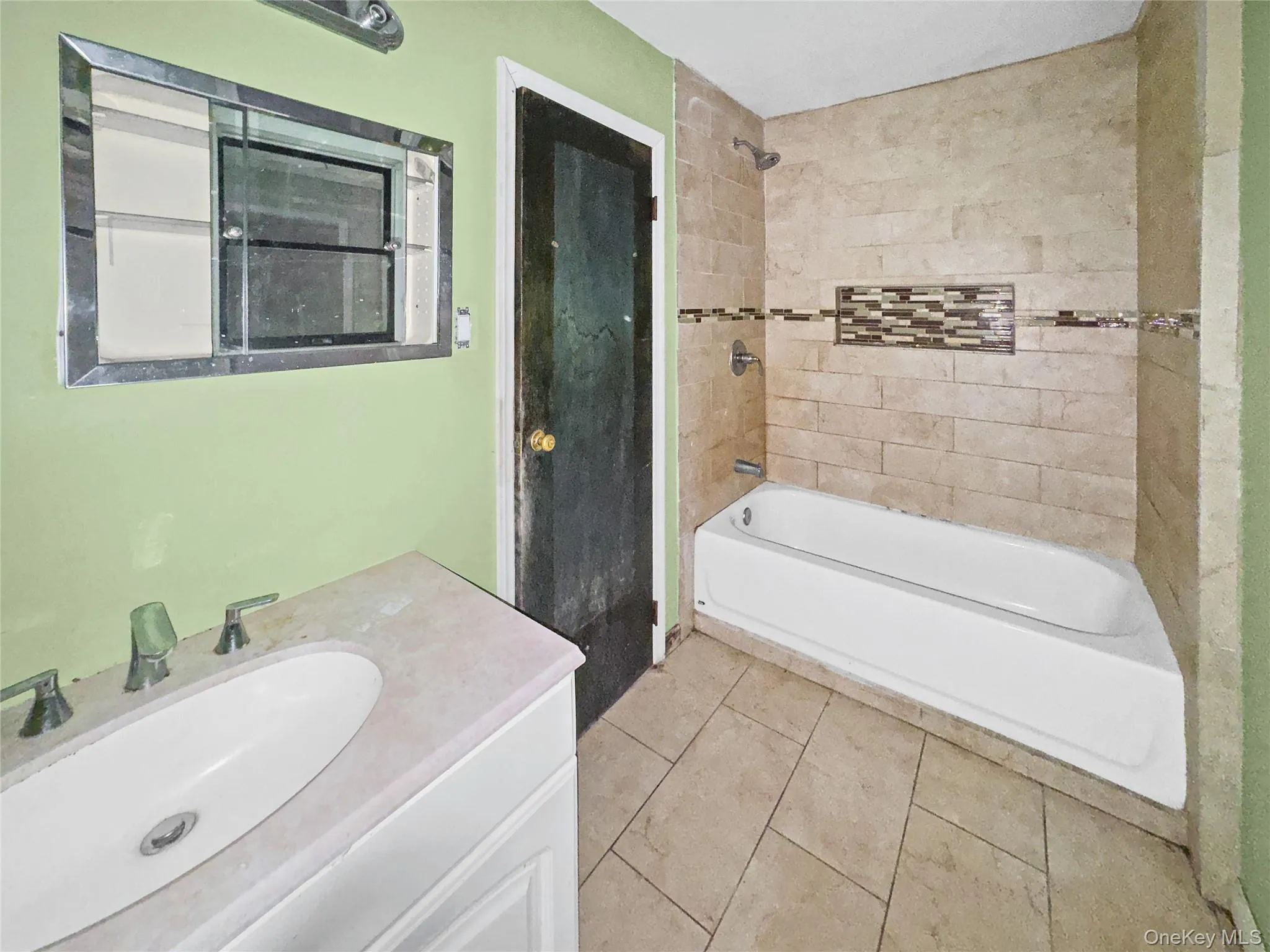 10 Windsor Place, Brookhaven, NY, 3 Bedrooms Bedrooms, 9 Rooms Rooms,3 BathroomsBathrooms,Residential,For Rent,Windsor,0,1020035 10 Windsor Place, Brookhaven, NY, 3 Bedrooms Bedrooms, 9 Rooms Rooms,3 BathroomsBathrooms,Residential,For Rent,Windsor,0,1020035