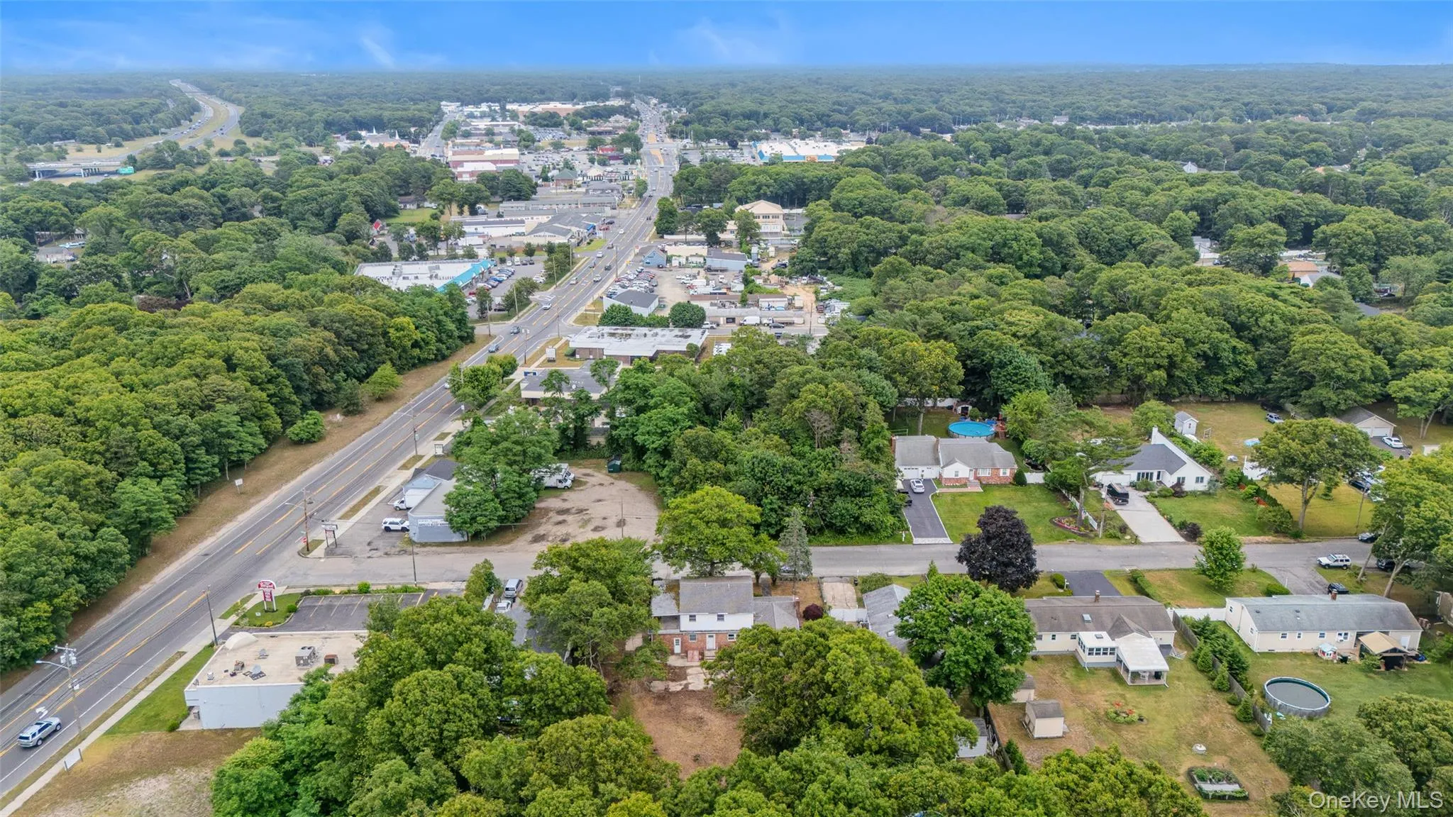 10 Windsor Place, Brookhaven, NY, 3 Bedrooms Bedrooms, 9 Rooms Rooms,3 BathroomsBathrooms,Residential,For Rent,Windsor,0,1020035 10 Windsor Place, Brookhaven, NY, 3 Bedrooms Bedrooms, 9 Rooms Rooms,3 BathroomsBathrooms,Residential,For Rent,Windsor,0,1020035