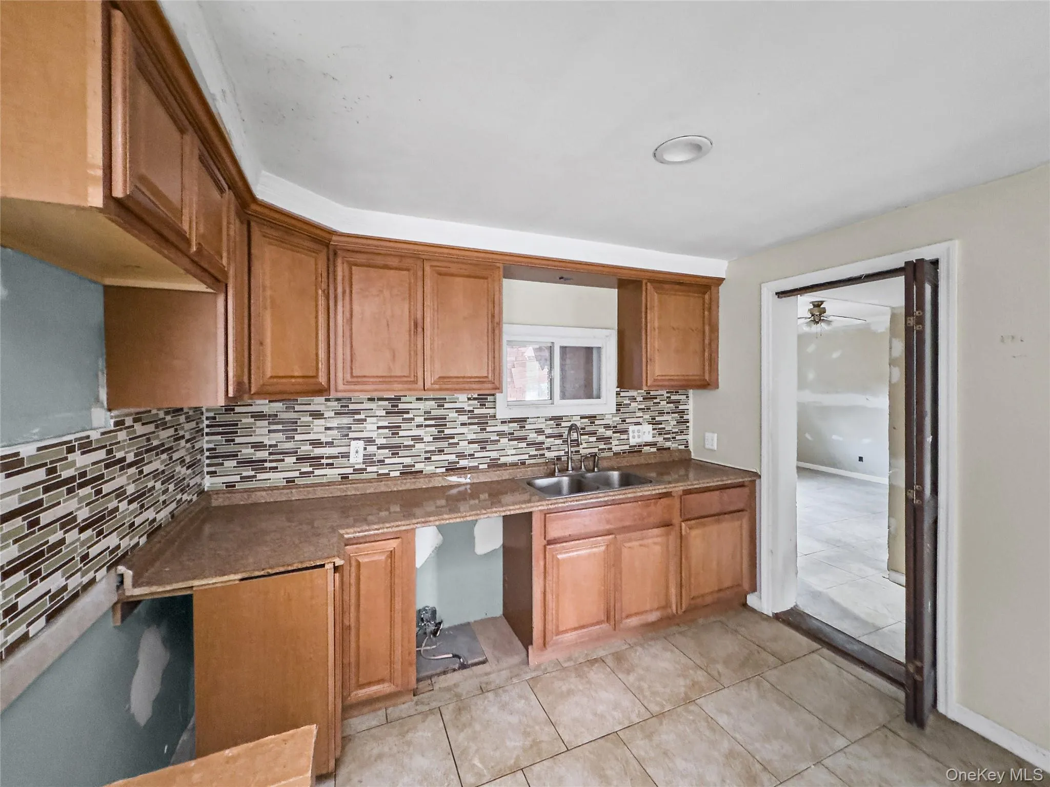 10 Windsor Place, Brookhaven, NY, 3 Bedrooms Bedrooms, 9 Rooms Rooms,3 BathroomsBathrooms,Residential,For Rent,Windsor,0,1020035 10 Windsor Place, Brookhaven, NY, 3 Bedrooms Bedrooms, 9 Rooms Rooms,3 BathroomsBathrooms,Residential,For Rent,Windsor,0,1020035