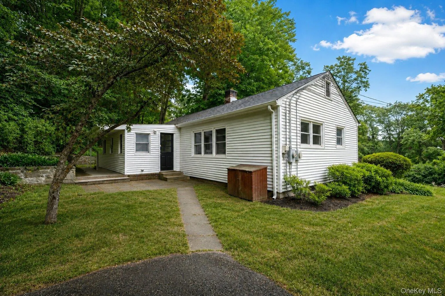 136 Pound Ridge Road, Bedford, NY, 3 Bedrooms Bedrooms, 6 Rooms Rooms,2 BathroomsBathrooms,Residential,For Rent,Pound Ridge,0,1020037 136 Pound Ridge Road, Bedford, NY, 3 Bedrooms Bedrooms, 6 Rooms Rooms,2 BathroomsBathrooms,Residential,For Rent,Pound Ridge,0,1020037