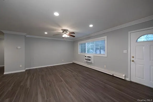 327 Brook Avenue, Islip, NY, 2 Bedrooms Bedrooms, 5 Rooms Rooms,1 BathroomBathrooms,Residential Lease,For Rent,Brook,0,1020040 327 Brook Avenue, Islip, NY, 2 Bedrooms Bedrooms, 5 Rooms Rooms,1 BathroomBathrooms,Residential Lease,For Rent,Brook,0,1020040