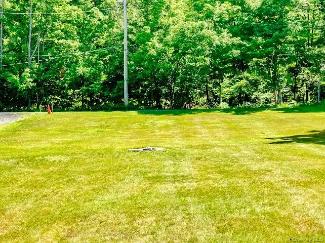 4 Tow Path Road, Highland, NY, 2 Bedrooms Bedrooms, 6 Rooms Rooms,1 BathroomBathrooms,Residential,For Rent,Tow Path,0,1020044 4 Tow Path Road, Highland, NY, 2 Bedrooms Bedrooms, 6 Rooms Rooms,1 BathroomBathrooms,Residential,For Rent,Tow Path,0,1020044