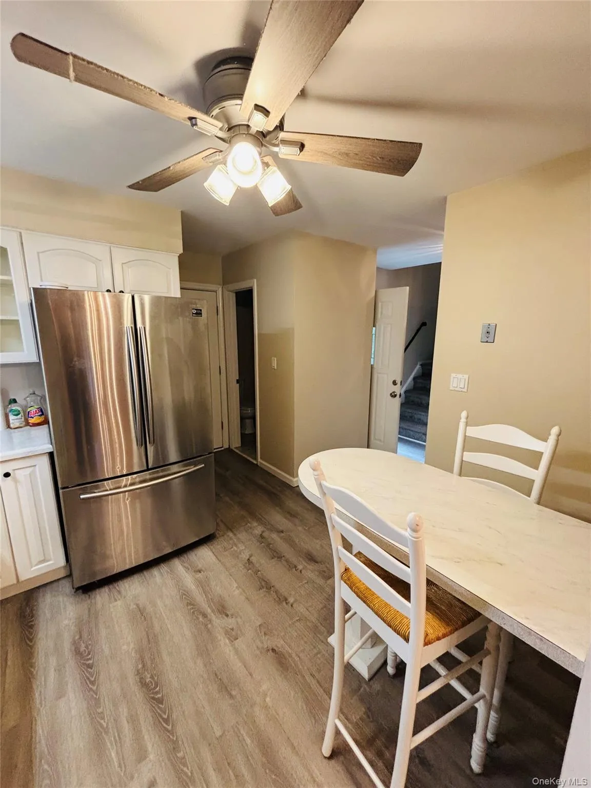 3 Altamont Avenue, Oyster Bay, NY, 3 Bedrooms Bedrooms, 6 Rooms Rooms,1 BathroomBathrooms,Residential,For Rent,Altamont,0,1020045 3 Altamont Avenue, Oyster Bay, NY, 3 Bedrooms Bedrooms, 6 Rooms Rooms,1 BathroomBathrooms,Residential,For Rent,Altamont,0,1020045
