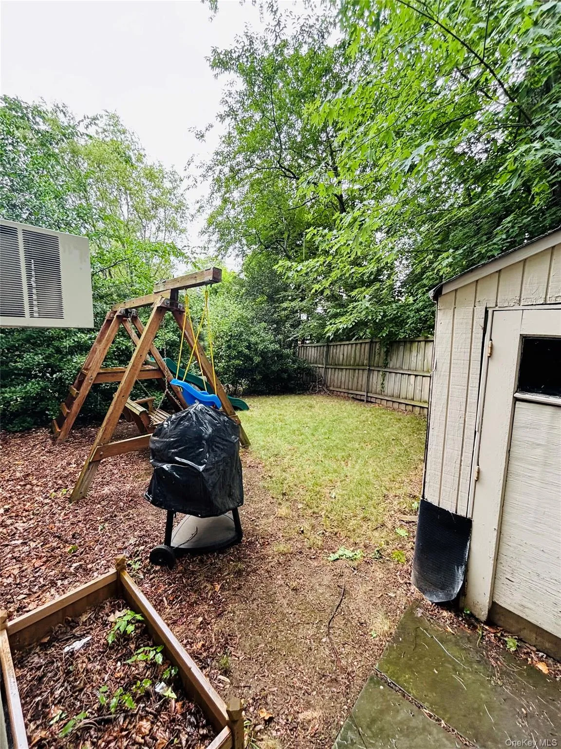 3 Altamont Avenue, Oyster Bay, NY, 3 Bedrooms Bedrooms, 6 Rooms Rooms,1 BathroomBathrooms,Residential,For Rent,Altamont,0,1020045 3 Altamont Avenue, Oyster Bay, NY, 3 Bedrooms Bedrooms, 6 Rooms Rooms,1 BathroomBathrooms,Residential,For Rent,Altamont,0,1020045