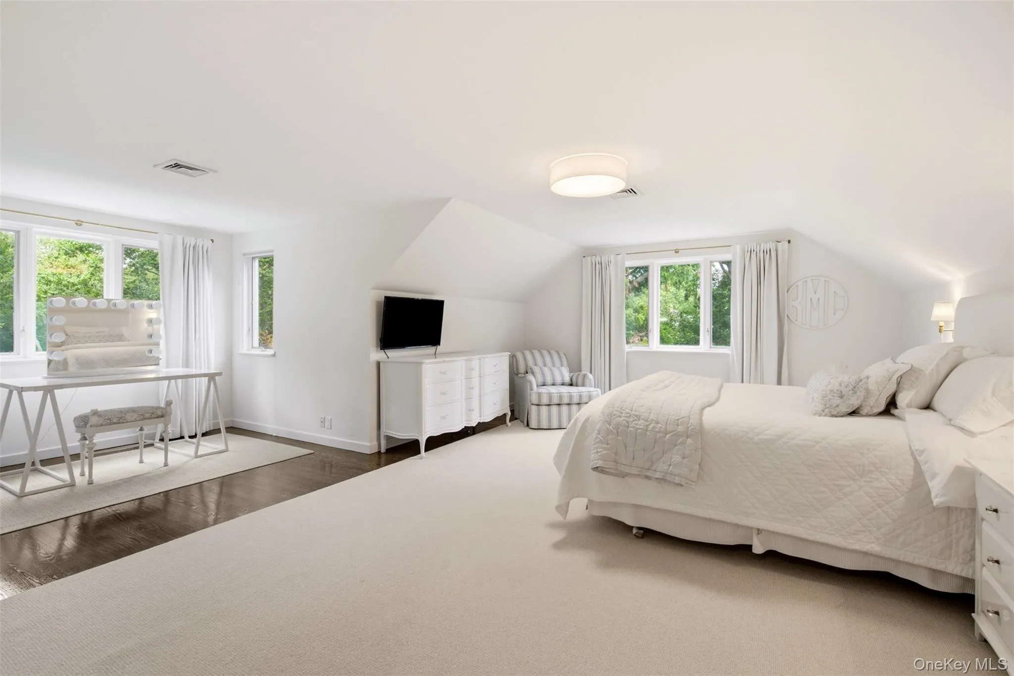 86 White Hill Road, Huntington, NY, 4 Bedrooms Bedrooms, 9 Rooms Rooms,4 BathroomsBathrooms,Residential Lease,For Rent,White Hill,0,1020049 86 White Hill Road, Huntington, NY, 4 Bedrooms Bedrooms, 9 Rooms Rooms,4 BathroomsBathrooms,Residential Lease,For Rent,White Hill,0,1020049