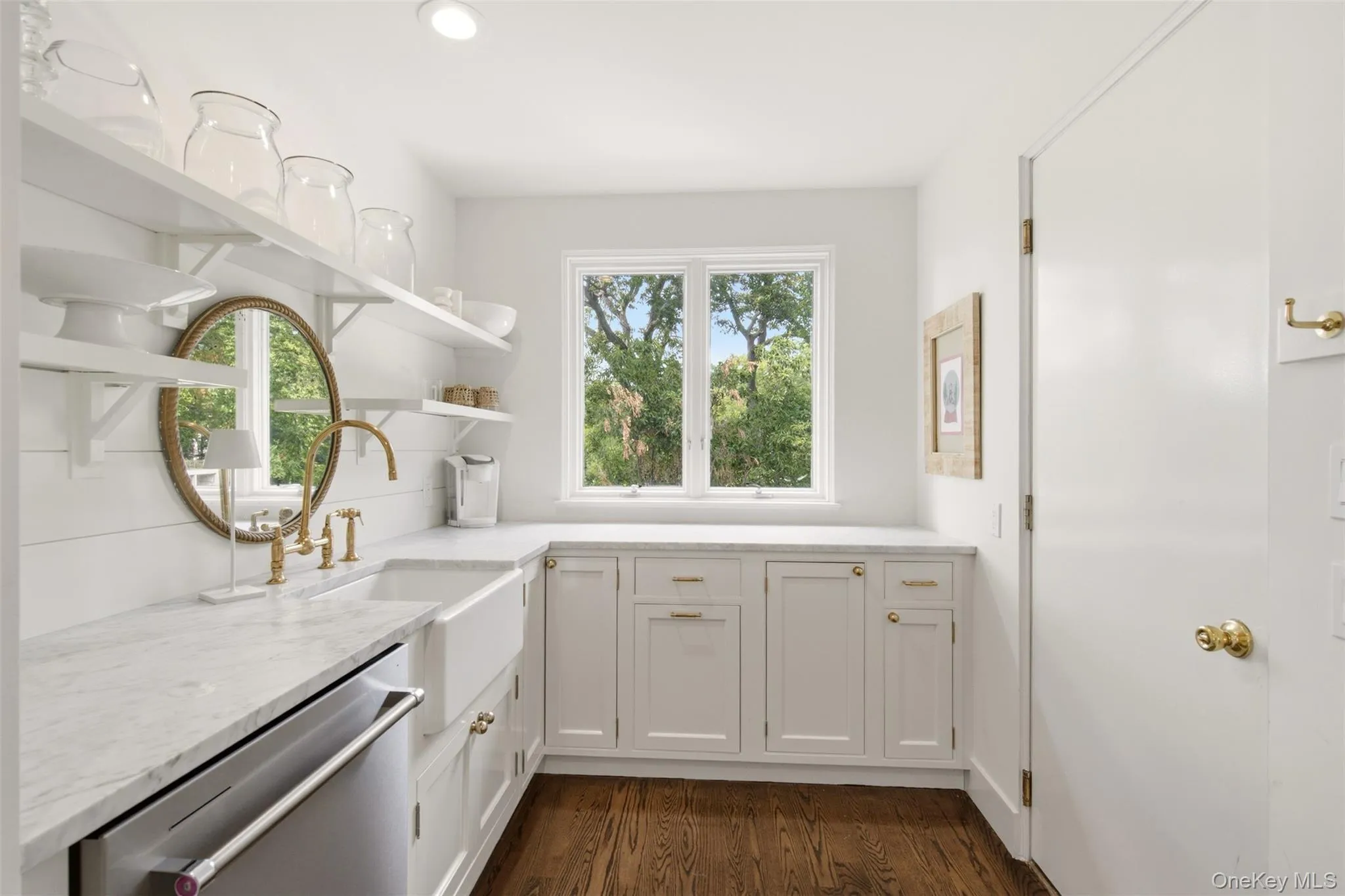 86 White Hill Road, Huntington, NY, 4 Bedrooms Bedrooms, 9 Rooms Rooms,4 BathroomsBathrooms,Residential Lease,For Rent,White Hill,0,1020049 86 White Hill Road, Huntington, NY, 4 Bedrooms Bedrooms, 9 Rooms Rooms,4 BathroomsBathrooms,Residential Lease,For Rent,White Hill,0,1020049