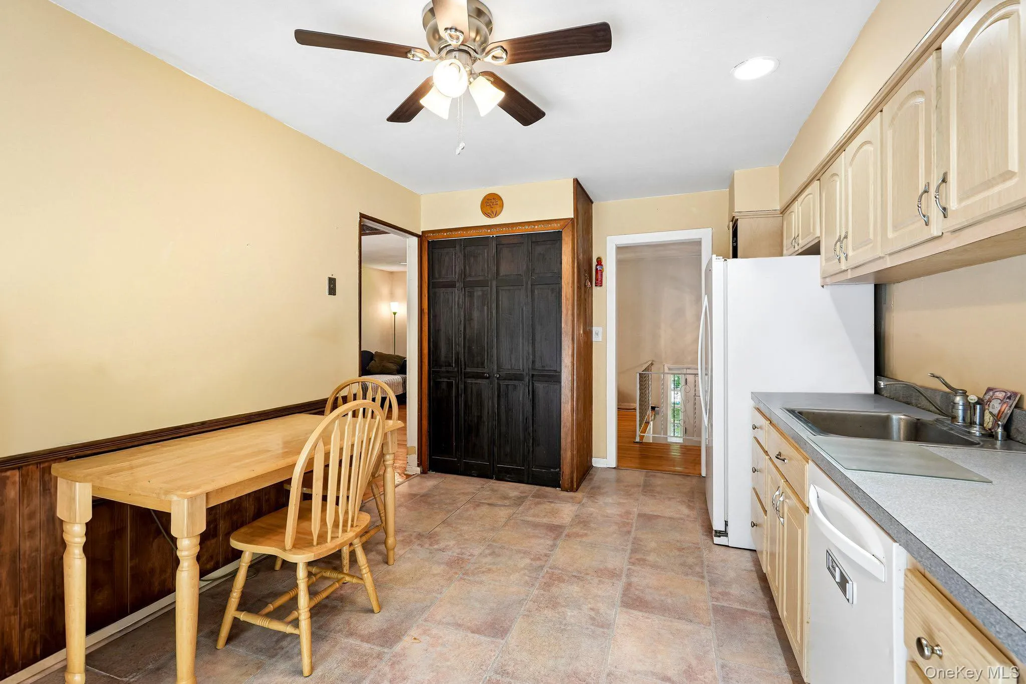 2 Cobblestone Road, Ramapo, NY, 3 Bedrooms Bedrooms, 8 Rooms Rooms,1 BathroomBathrooms,Residential,For Rent,Cobblestone,0,1020050 2 Cobblestone Road, Ramapo, NY, 3 Bedrooms Bedrooms, 8 Rooms Rooms,1 BathroomBathrooms,Residential,For Rent,Cobblestone,0,1020050